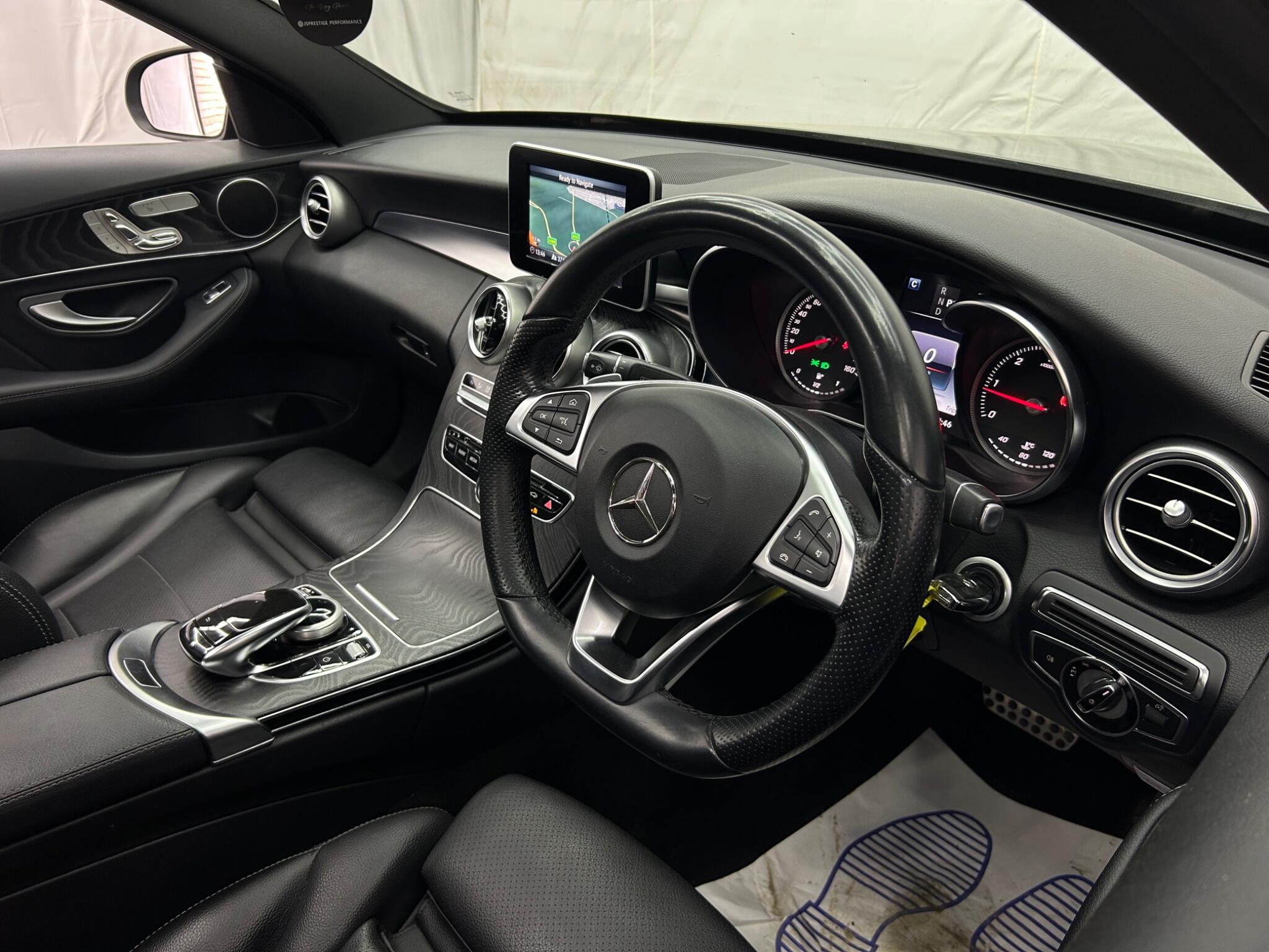 Mercedes-Benz C Class view 13