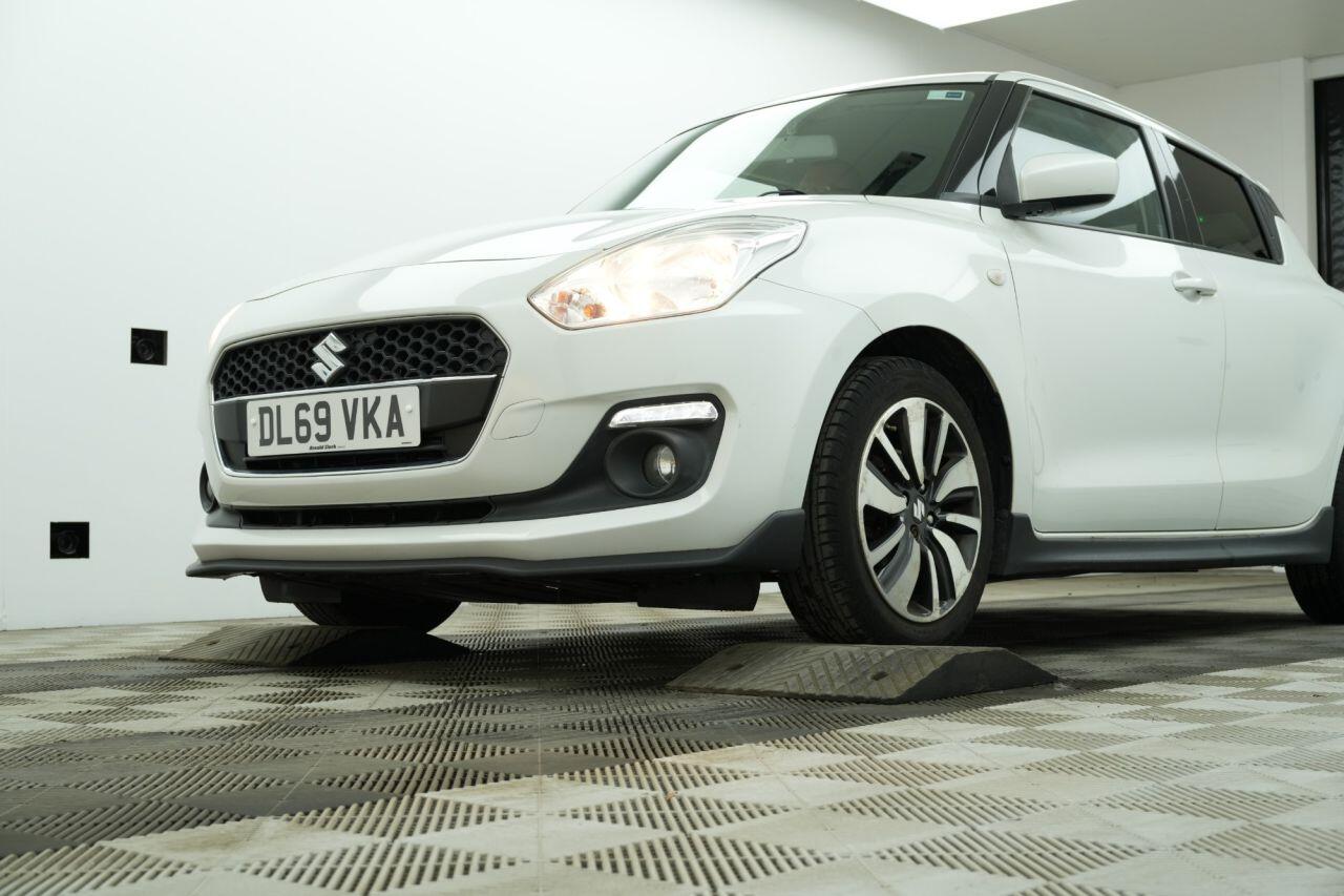 Suzuki Swift view 6