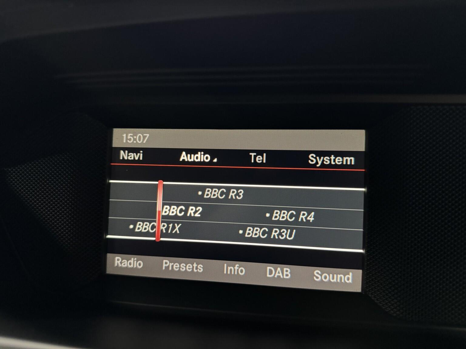 Mercedes-Benz C Class view 23