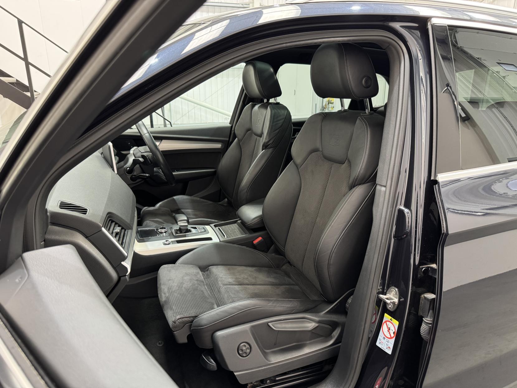 Audi Q5 view 51