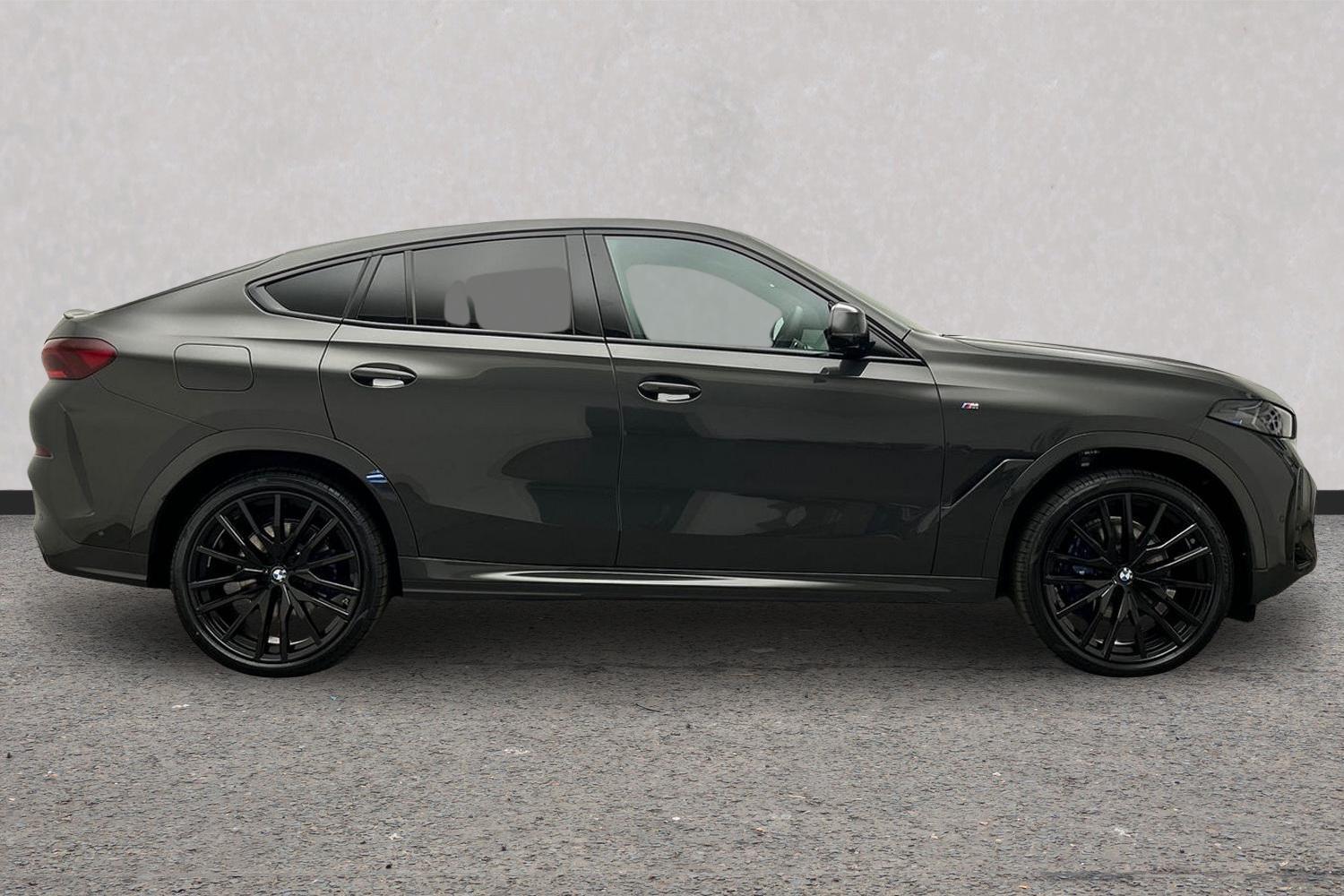 BMW X6 view 3