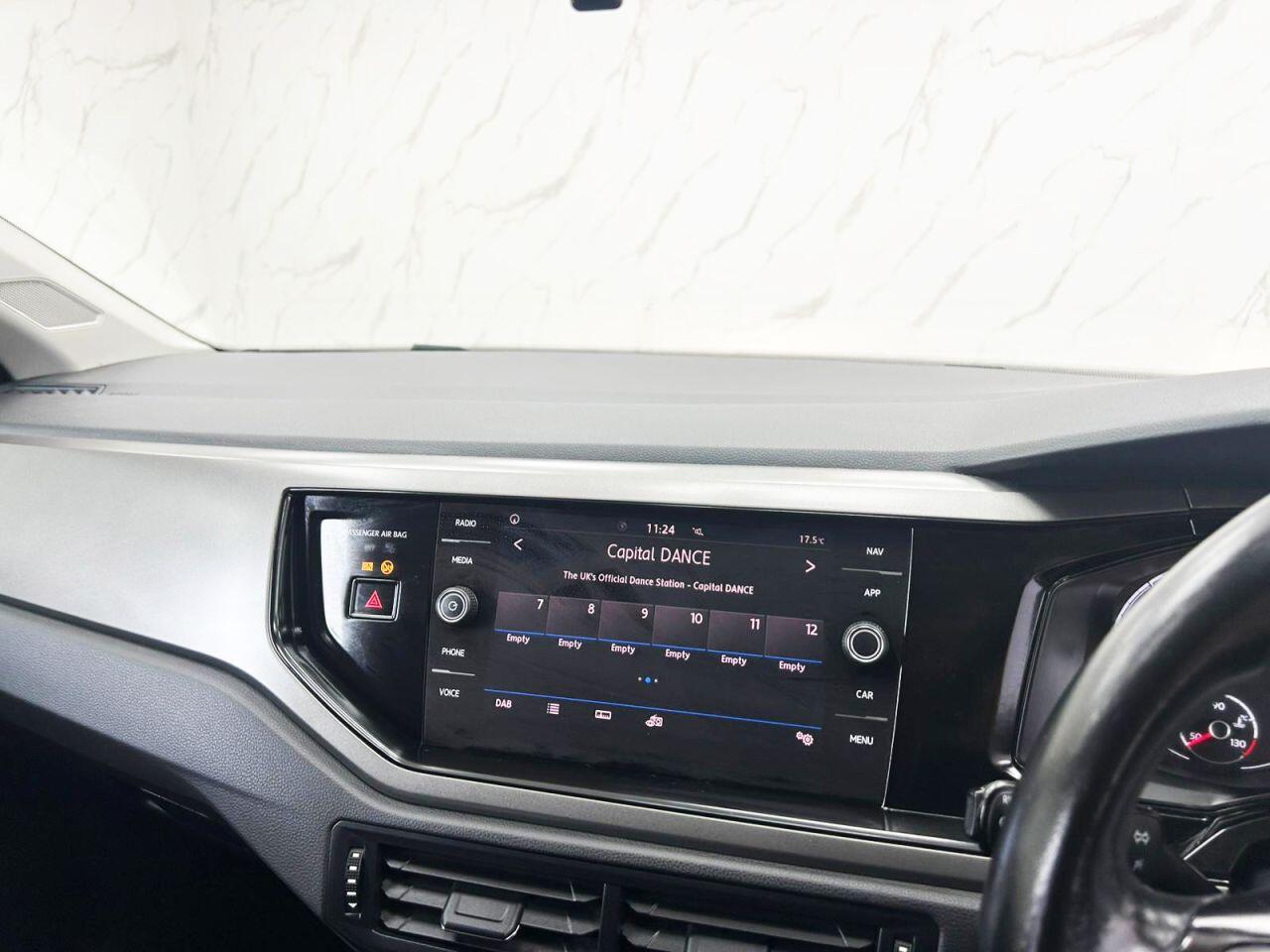 Volkswagen Polo view 15