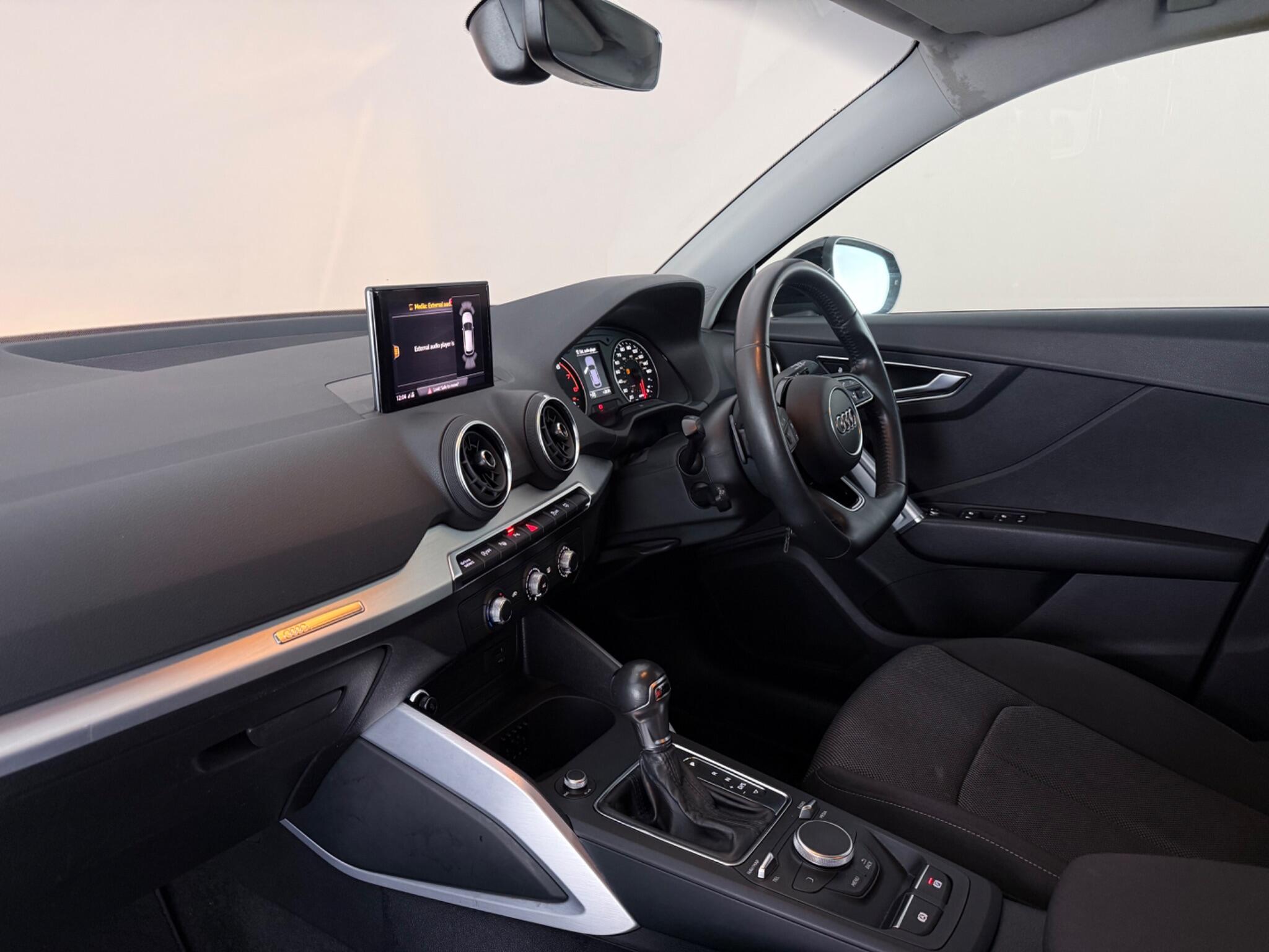Audi Q2 view 4
