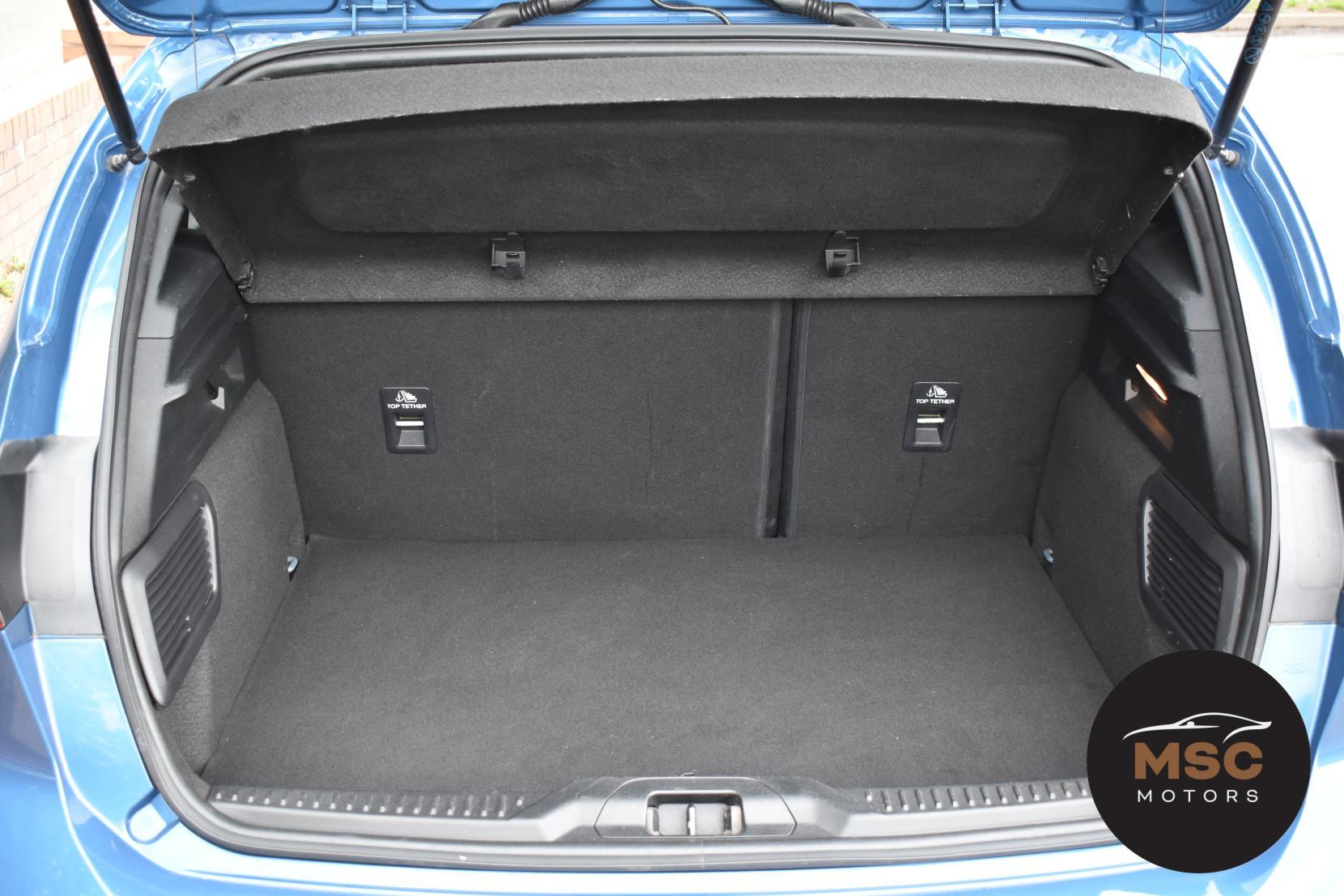 Ford Focus view 63