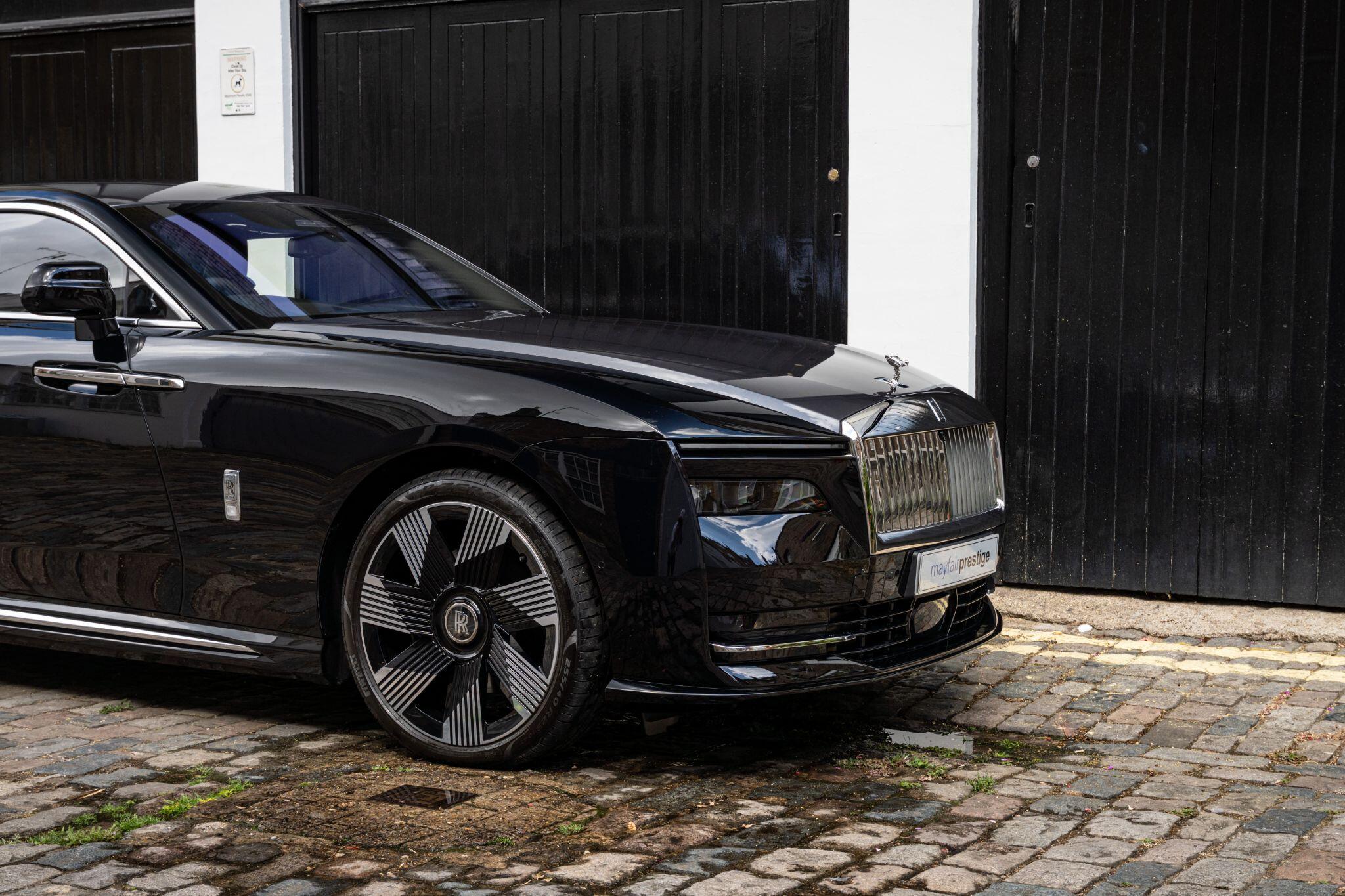 Rolls-Royce Spectre view 6