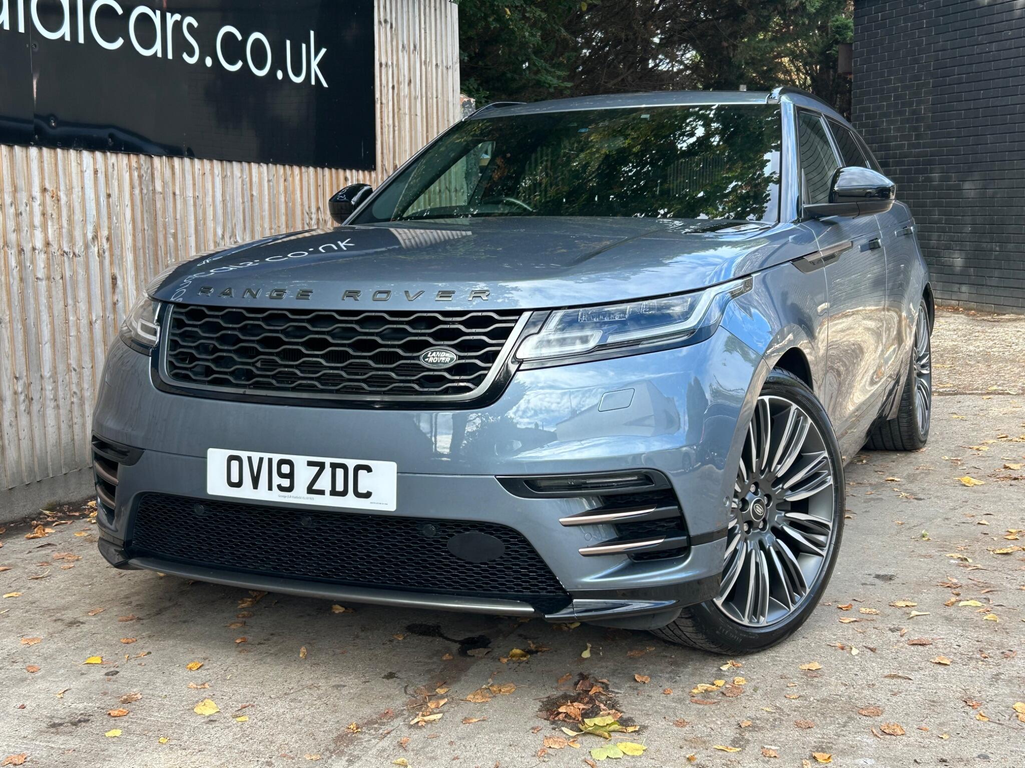 Land Rover Range Rover Velar view 2