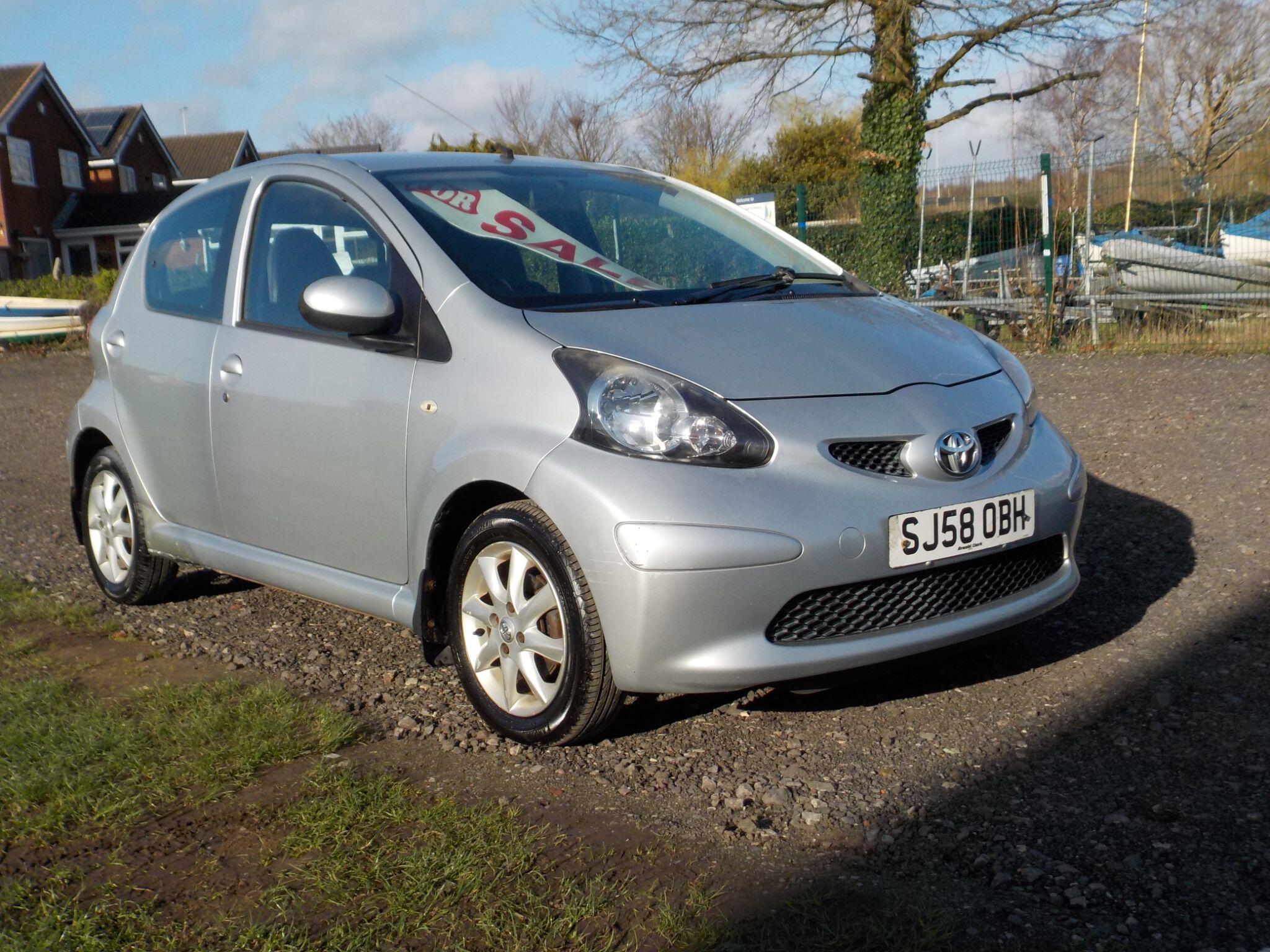Toyota AYGO 1.0 VVT-i Platinum Euro 4 5dr