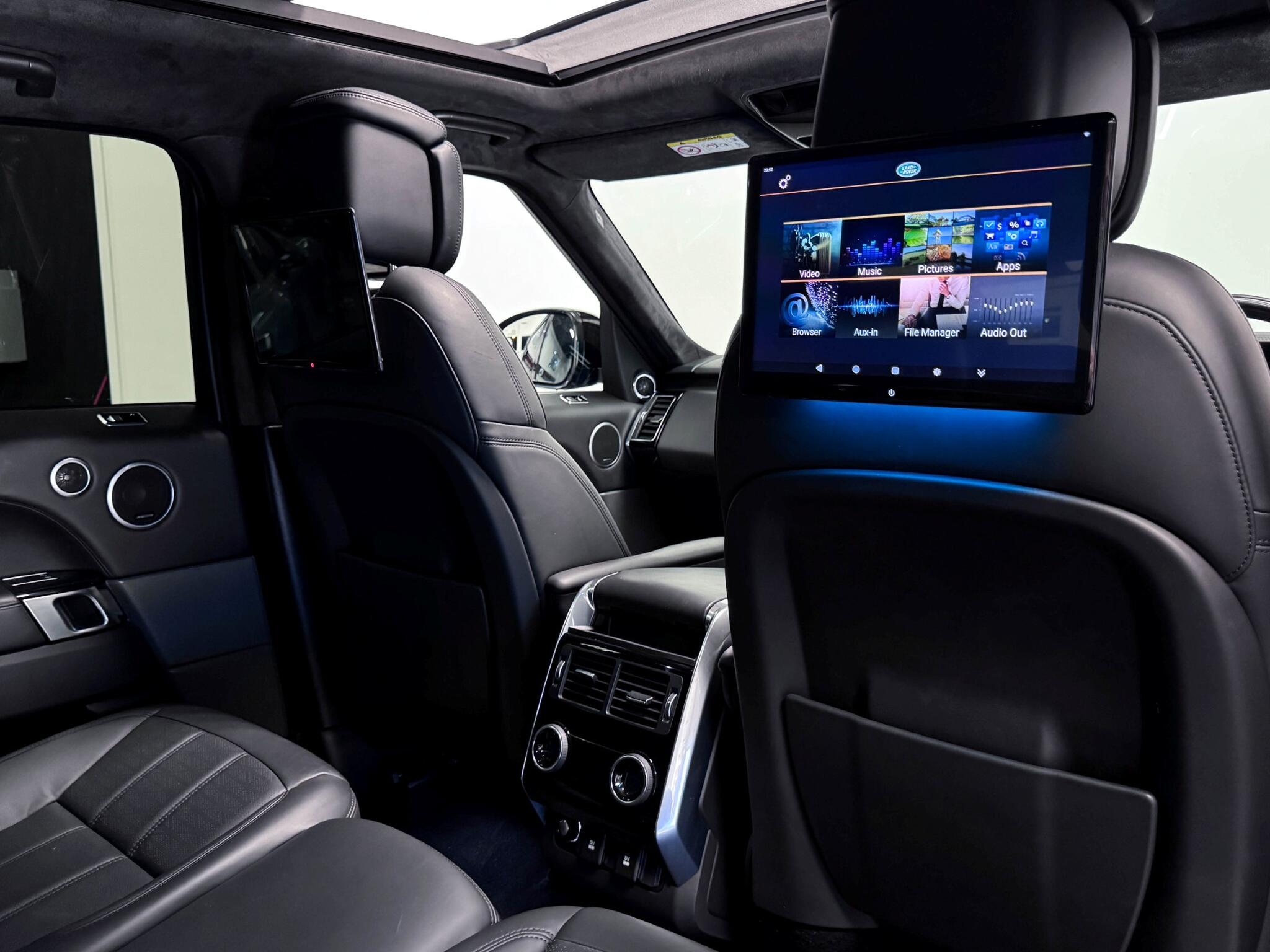 Land Rover Range Rover Sport view 13