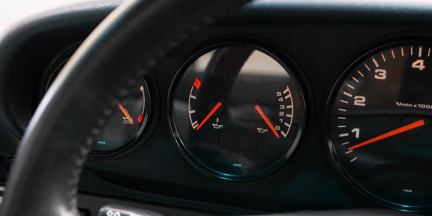 Porsche 911 view 30