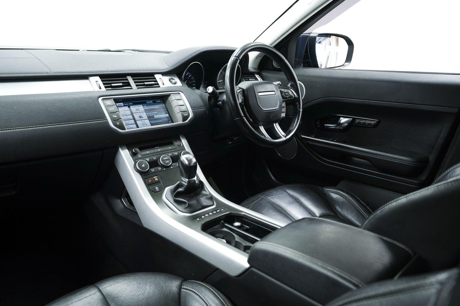 Land Rover Range Rover Evoque view 30