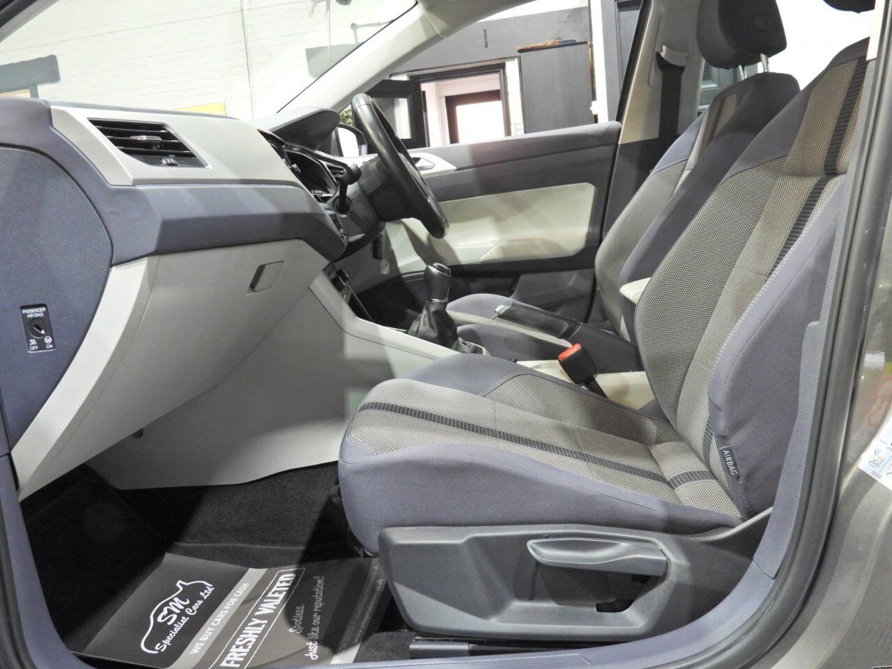 Volkswagen Polo view 20