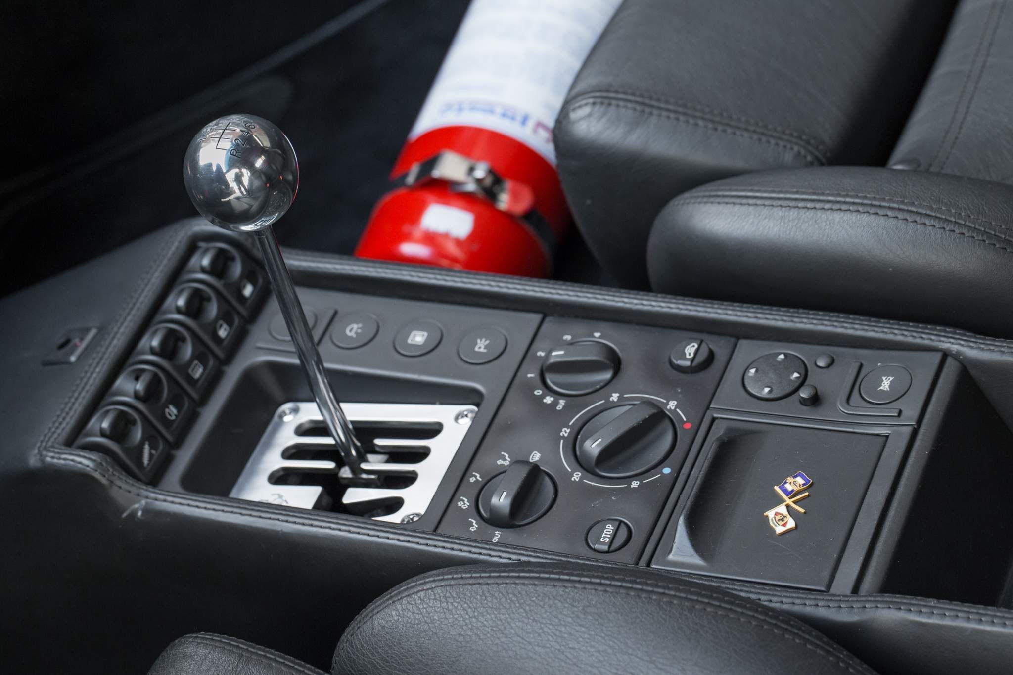 Ferrari F355 view 29