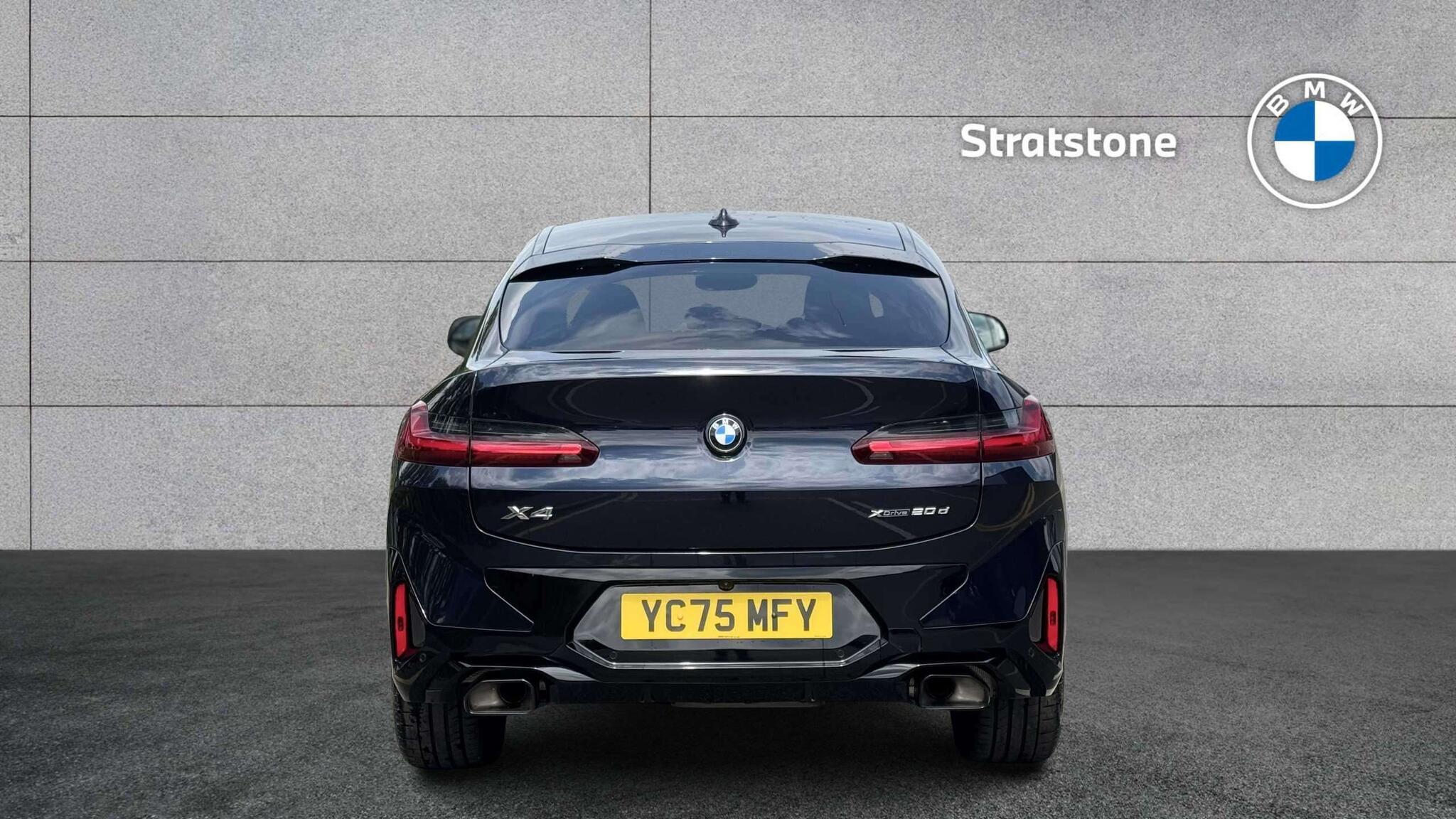 BMW X4 view 20