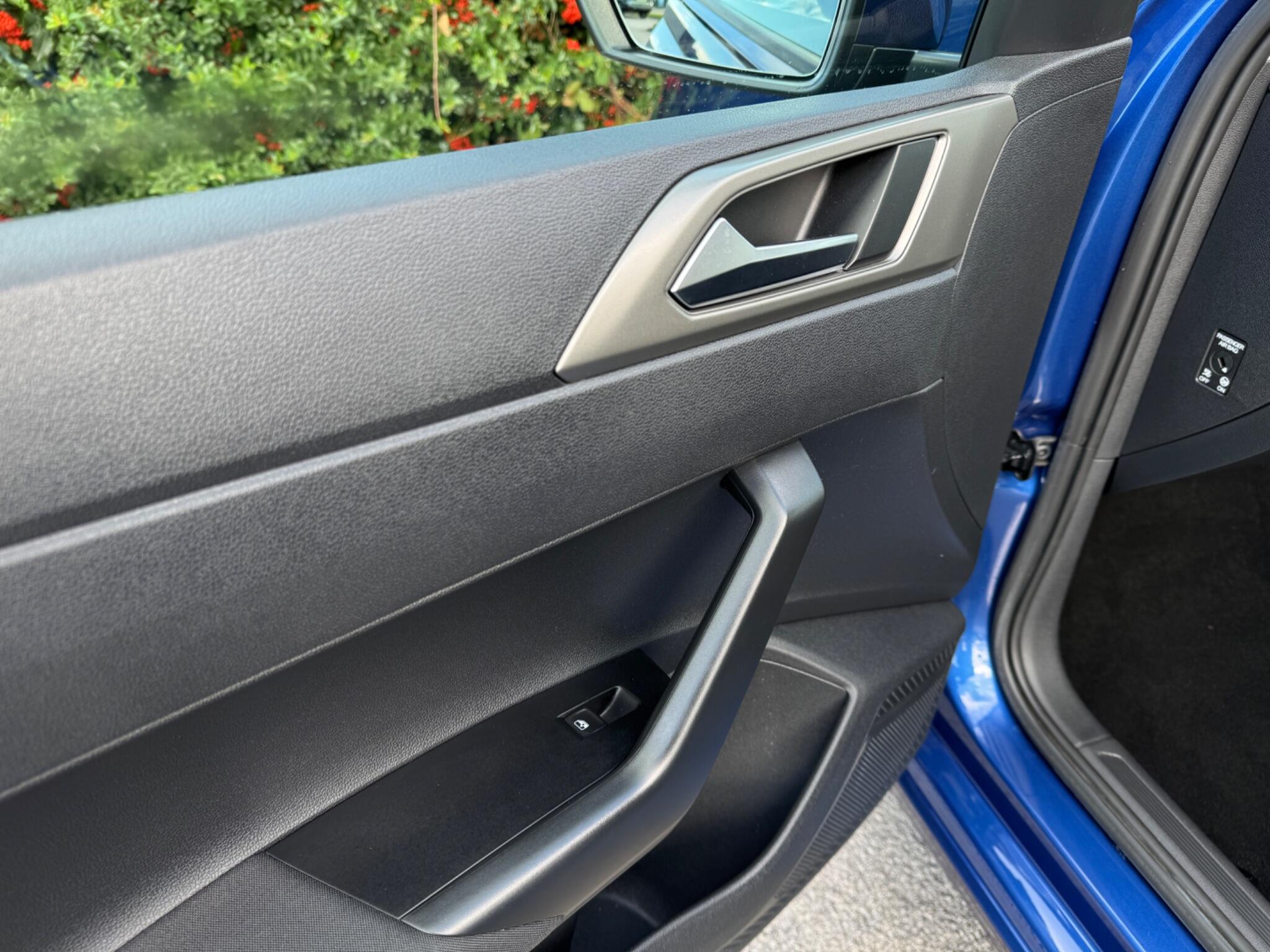 Volkswagen Polo view 38