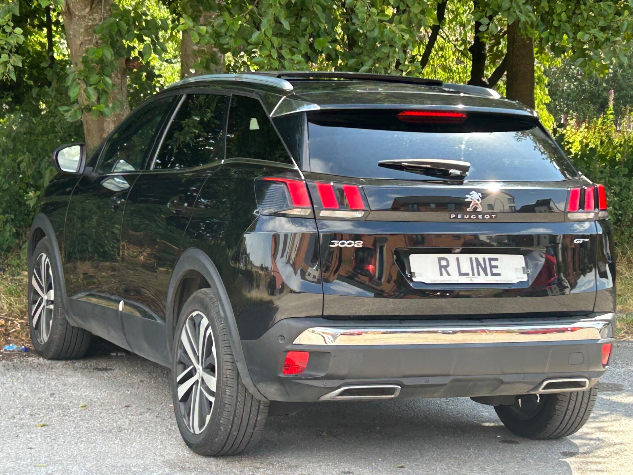 Peugeot 3008 view 8