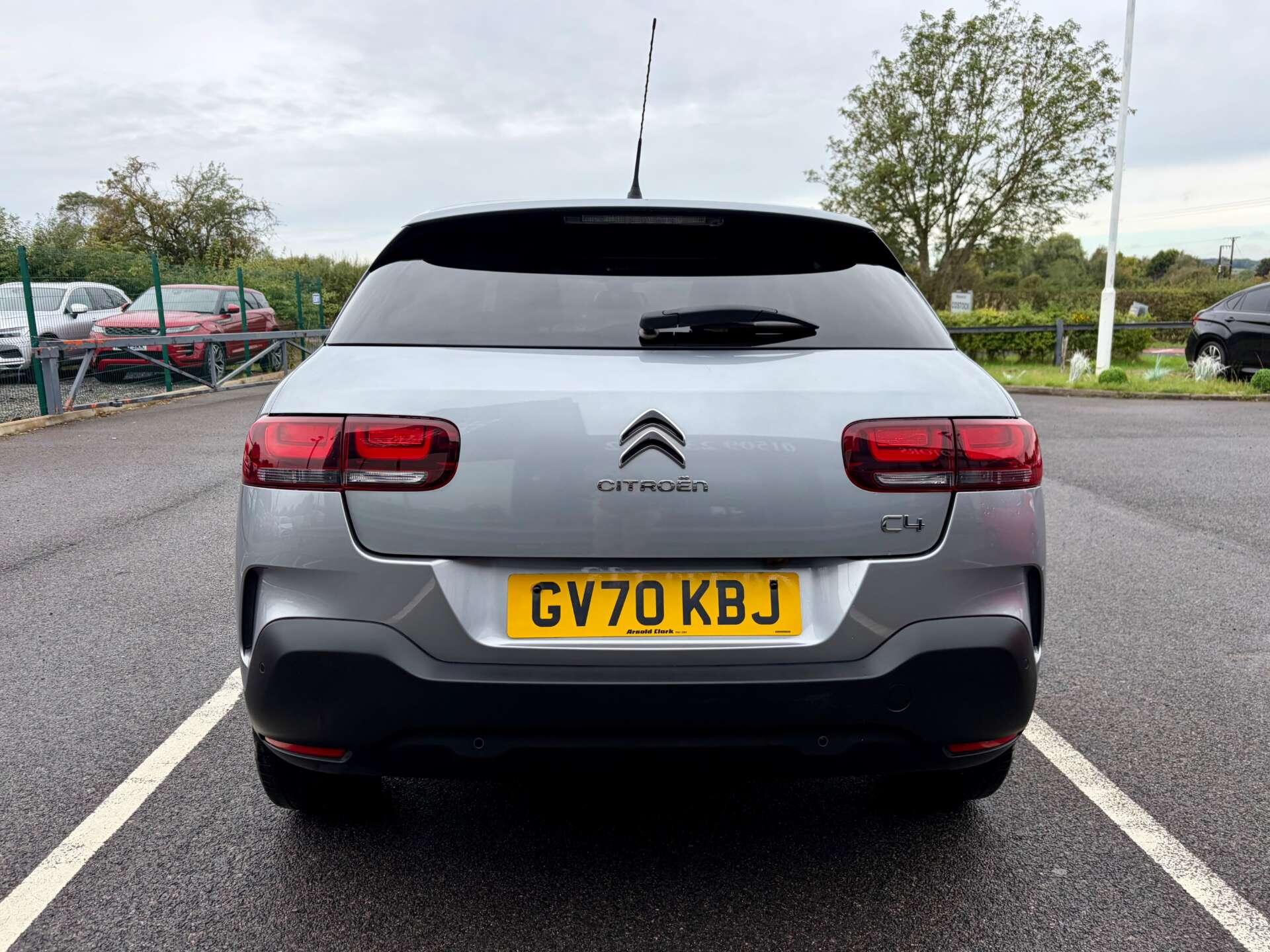 Citroen C4 Cactus view 7