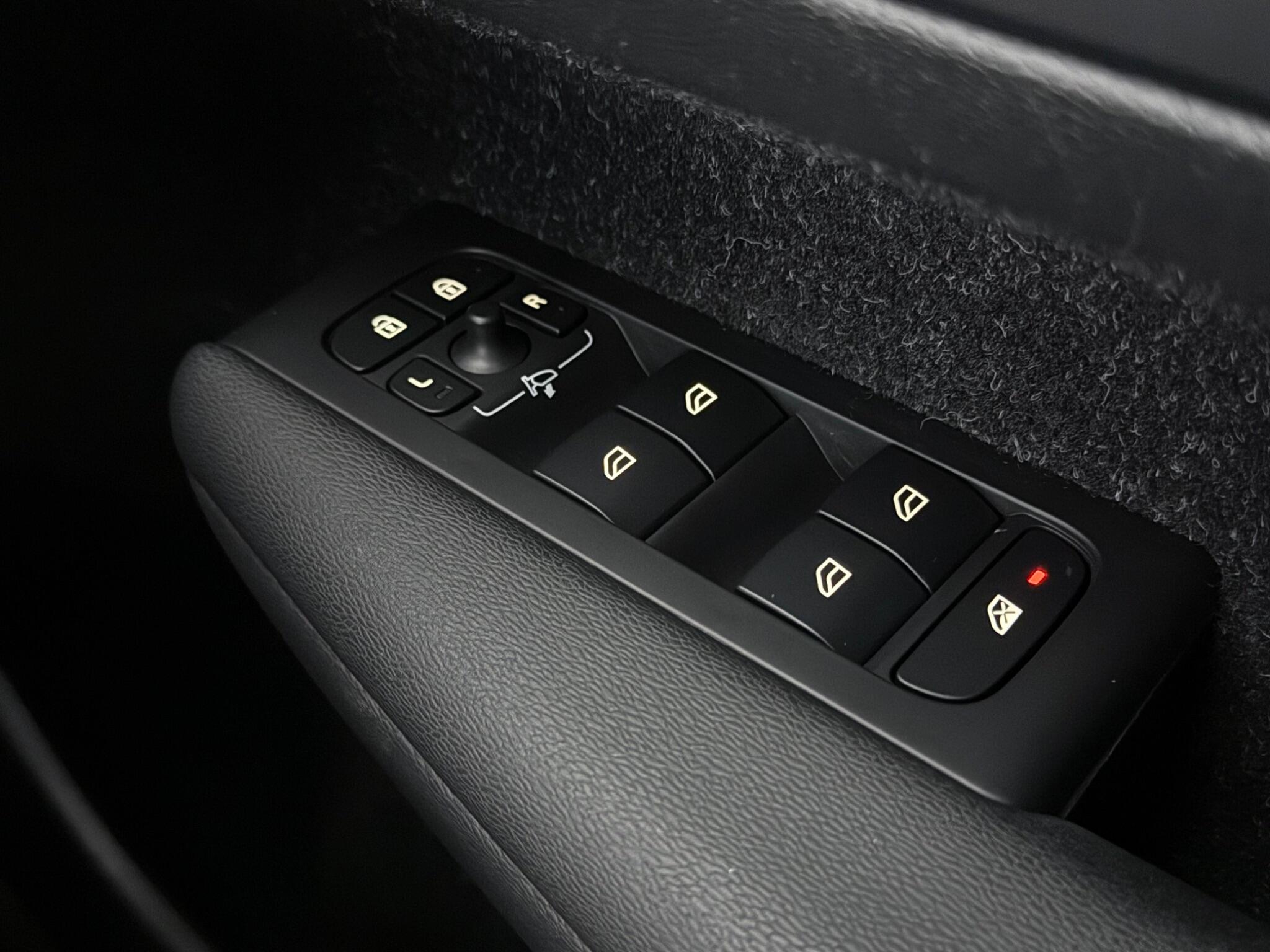 Volvo XC40 view 20