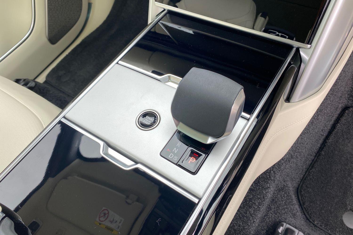 Land Rover Range Rover view 9
