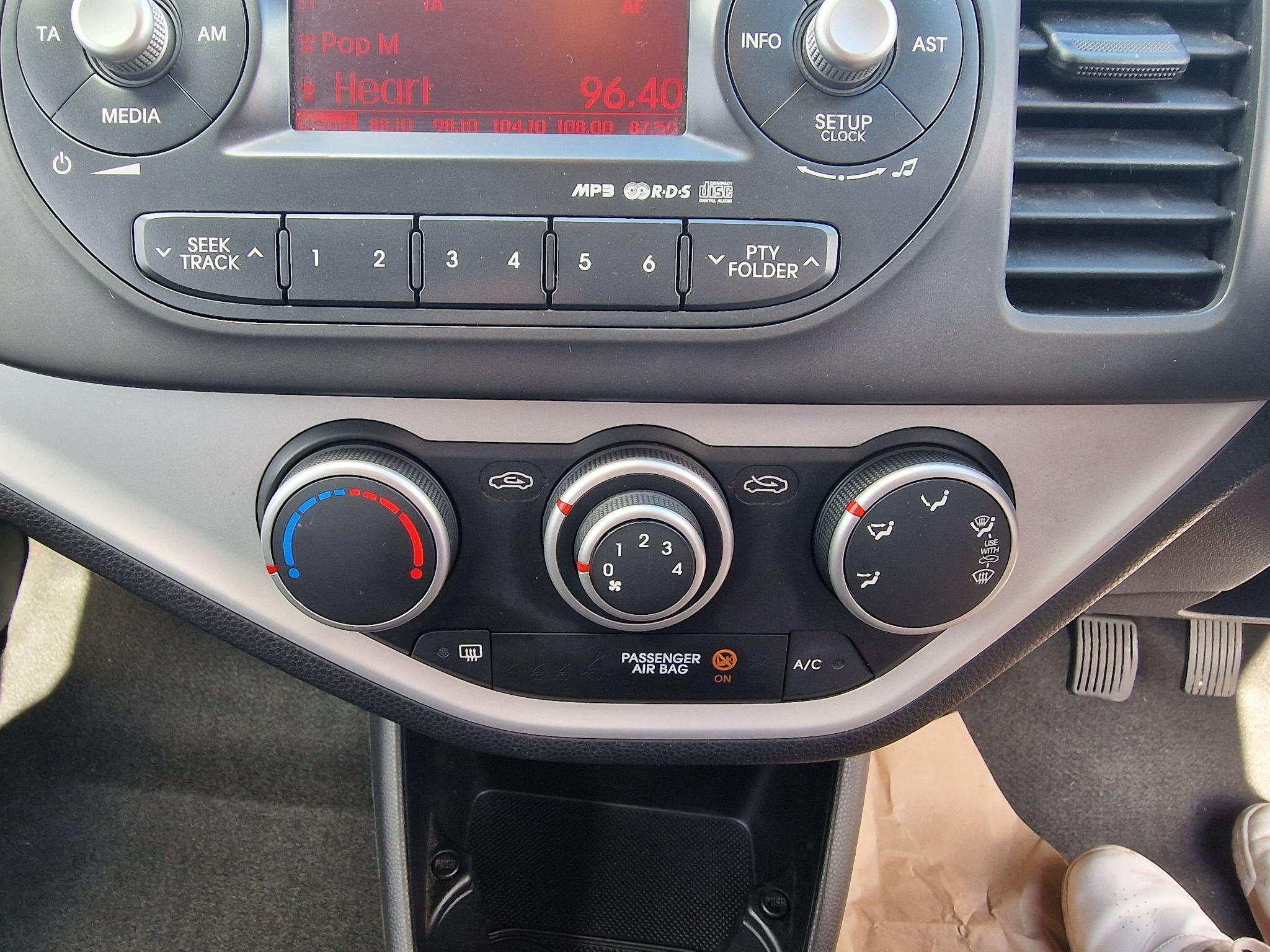 Kia Picanto view 11