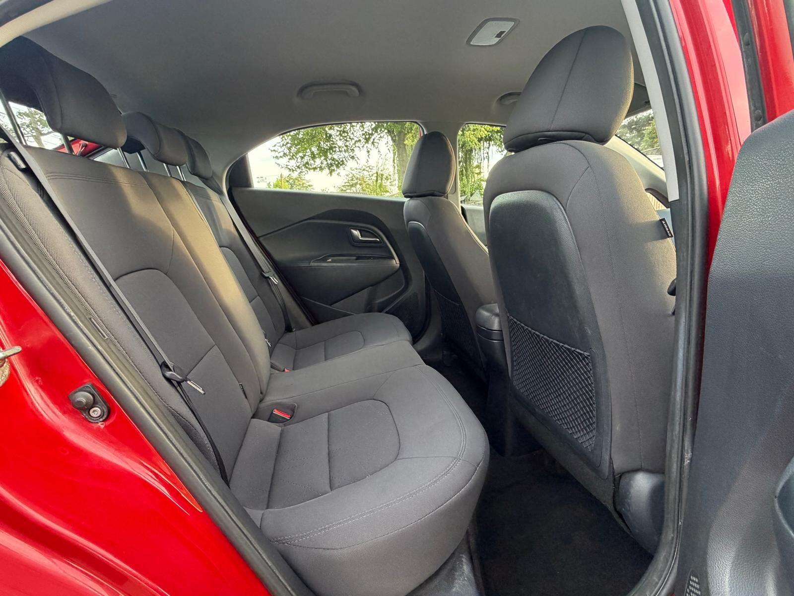 Kia Rio view 18