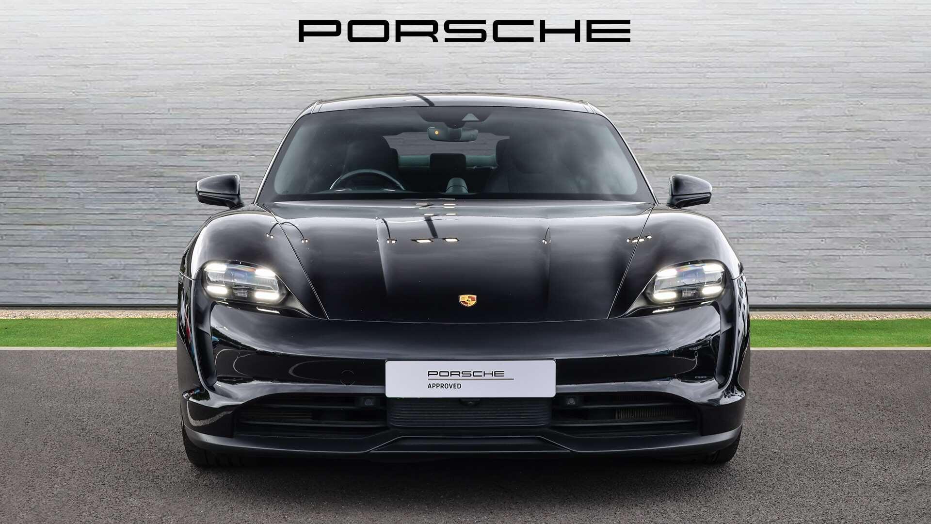 Porsche Taycan view 9