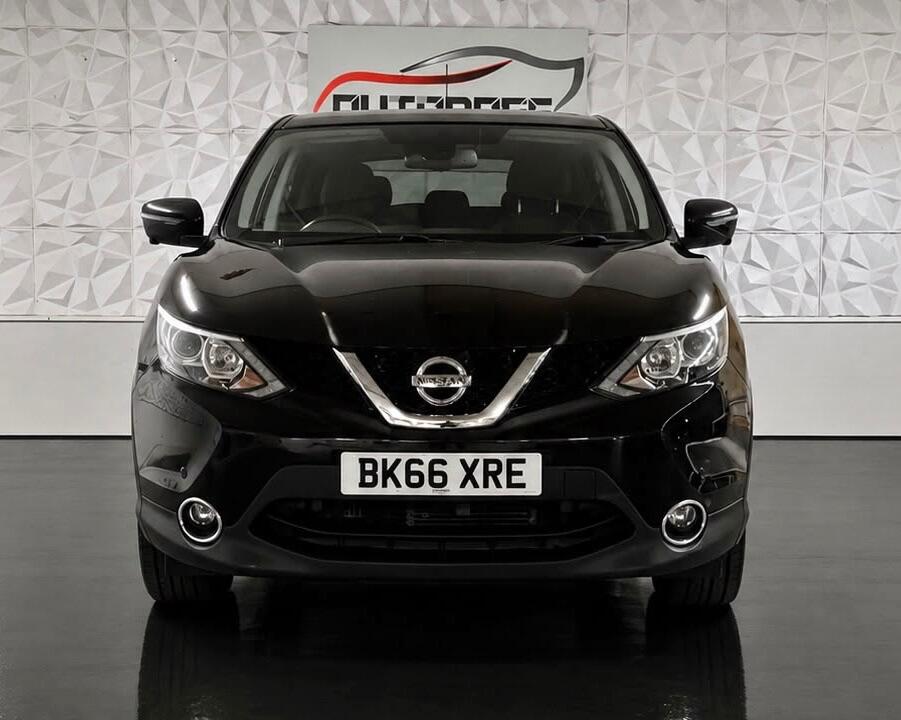Nissan Qashqai view 2