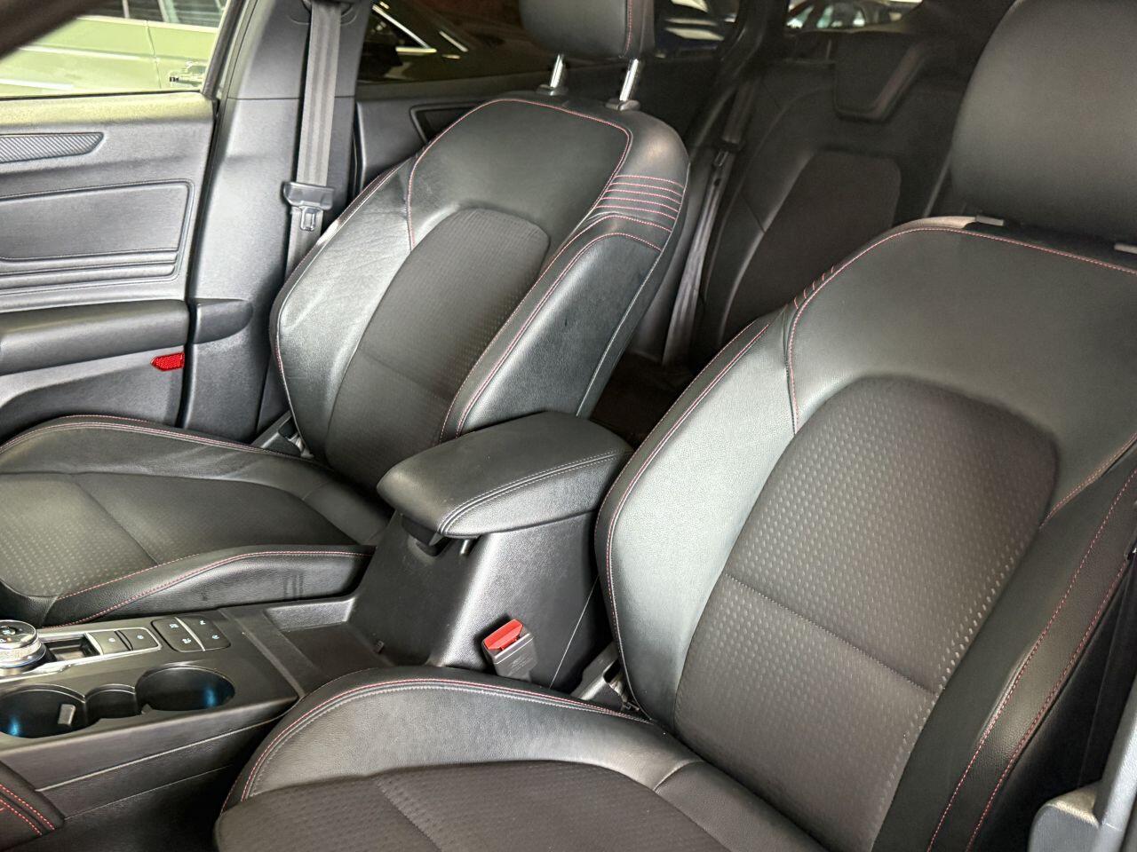 Ford Focus view 55