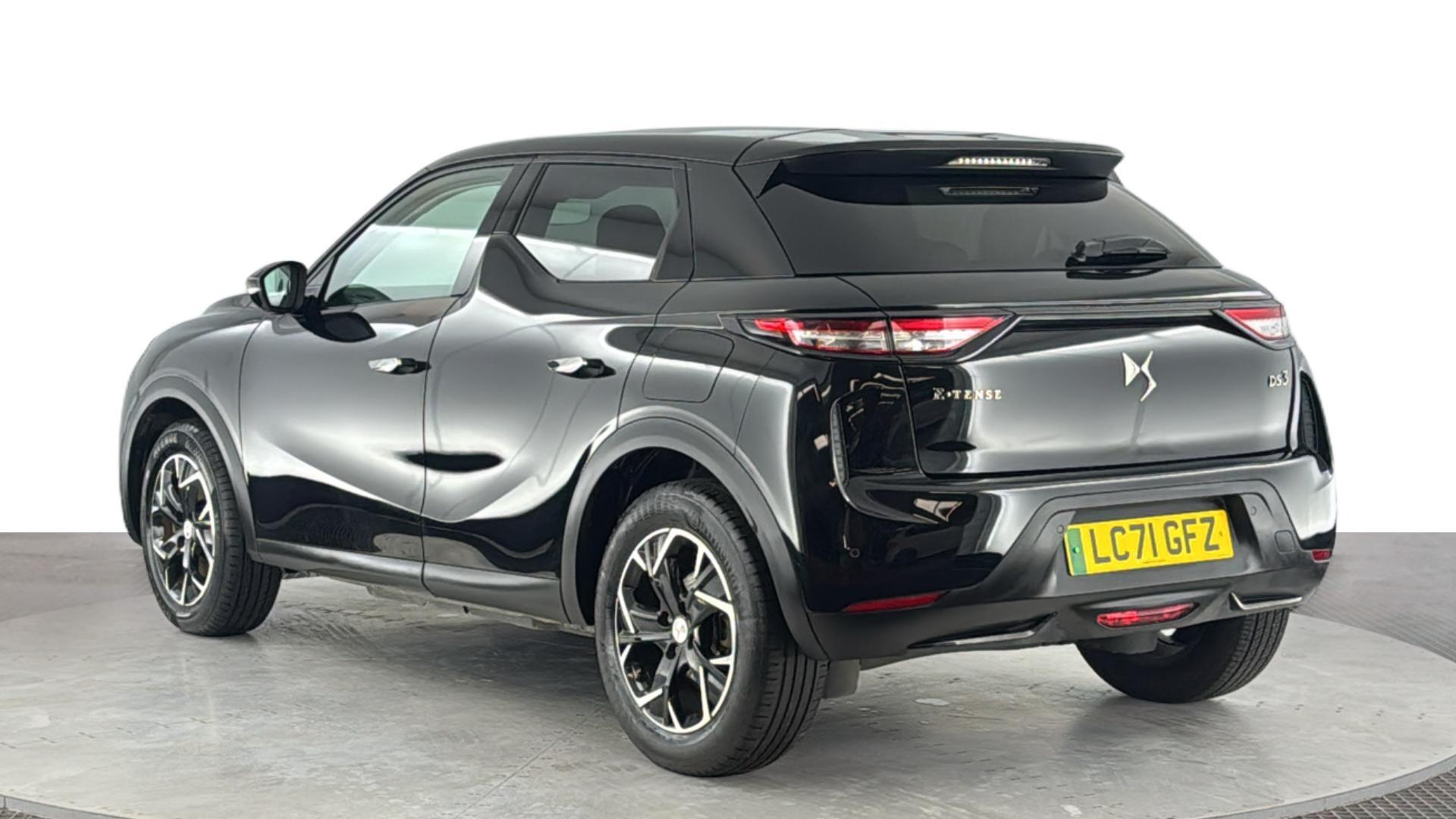 DS Automobiles DS 3 Crossback view 6