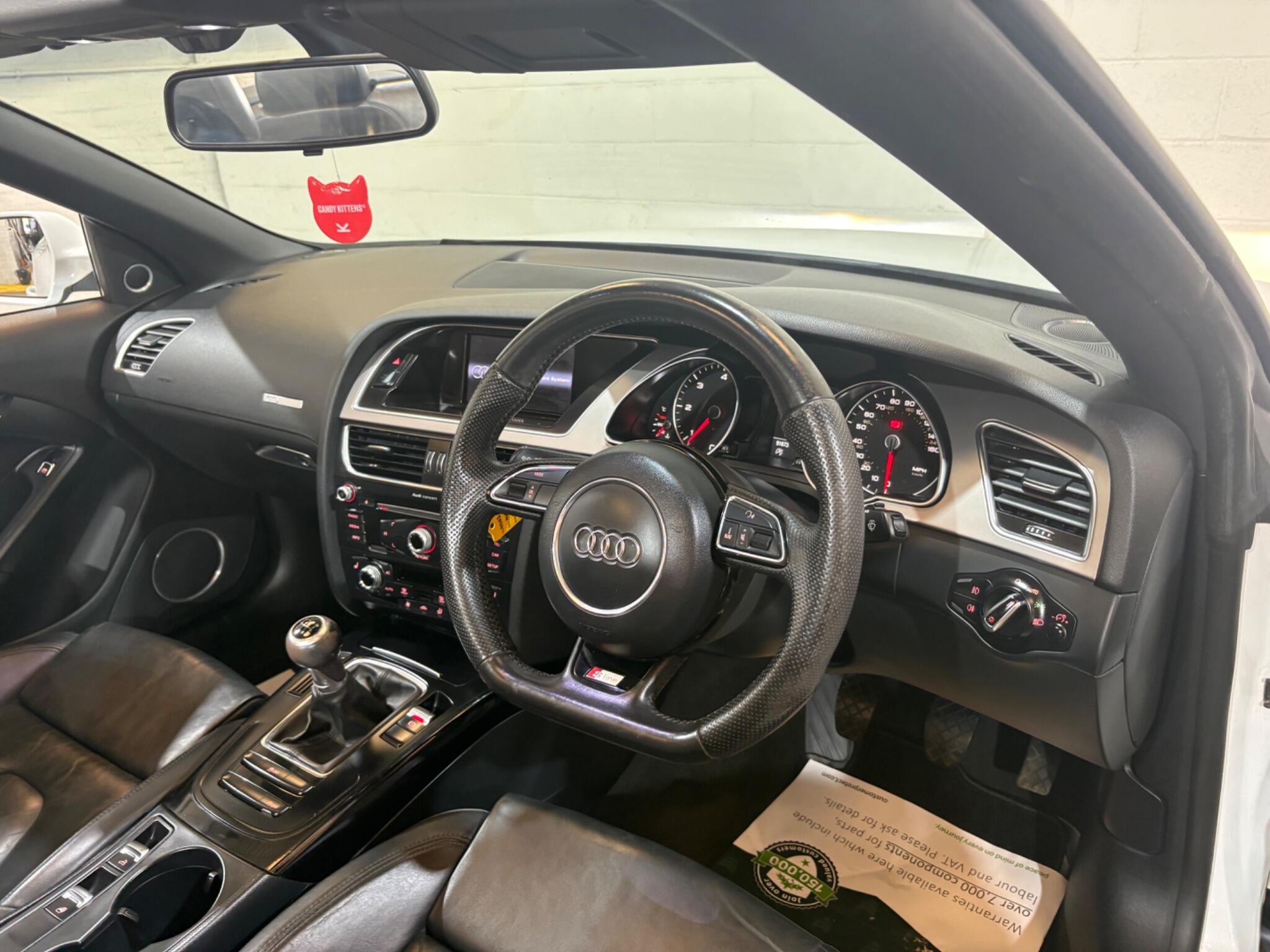 Audi A5 Cabriolet view 18