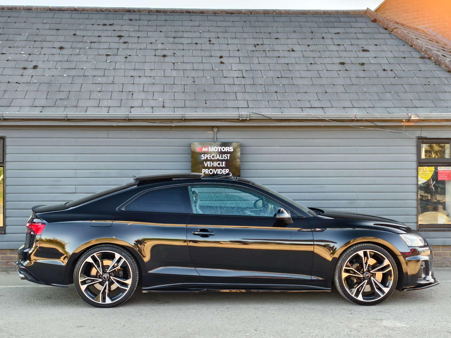 Audi S5 view 15