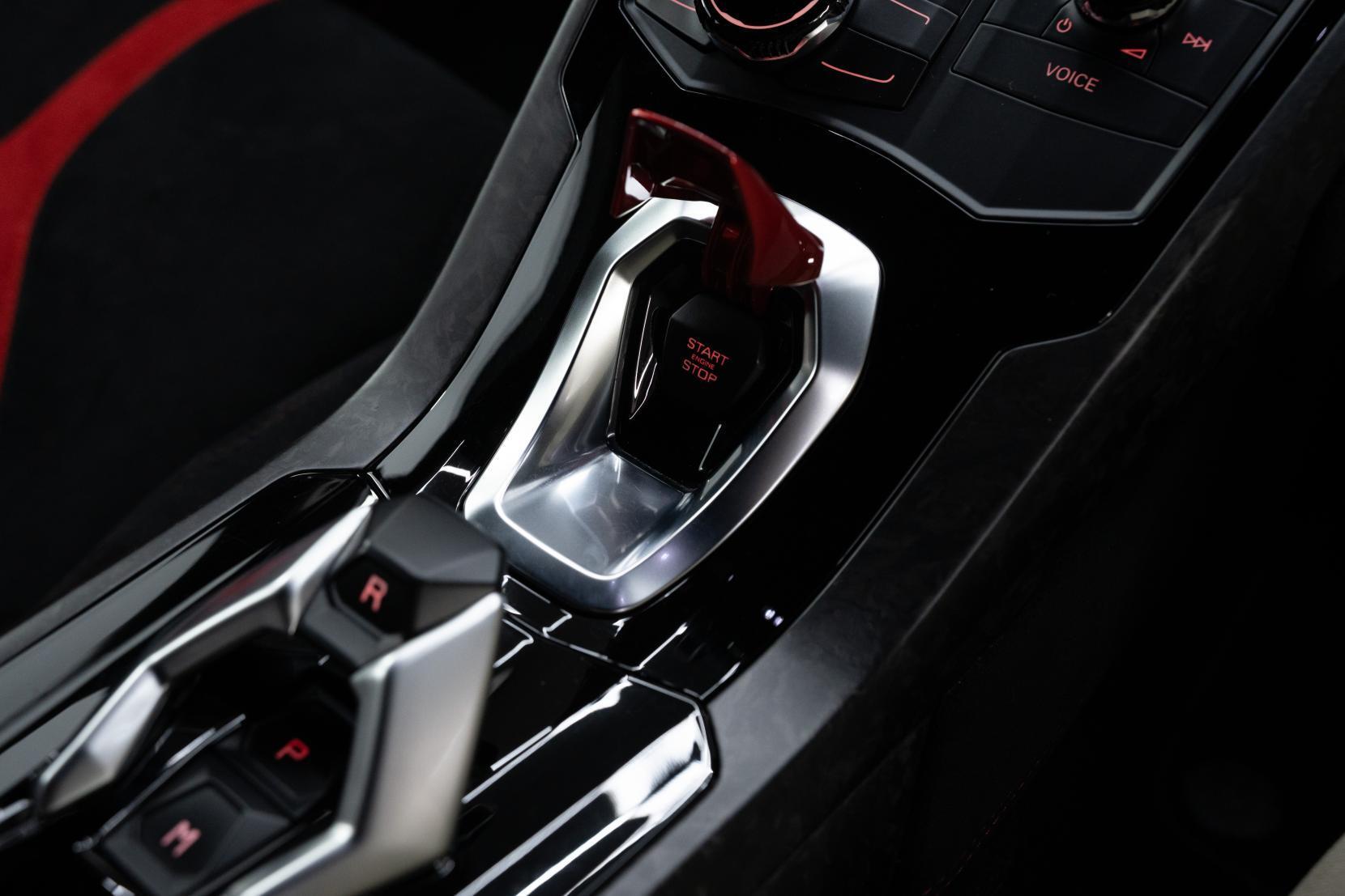 Lamborghini Huracan view 35