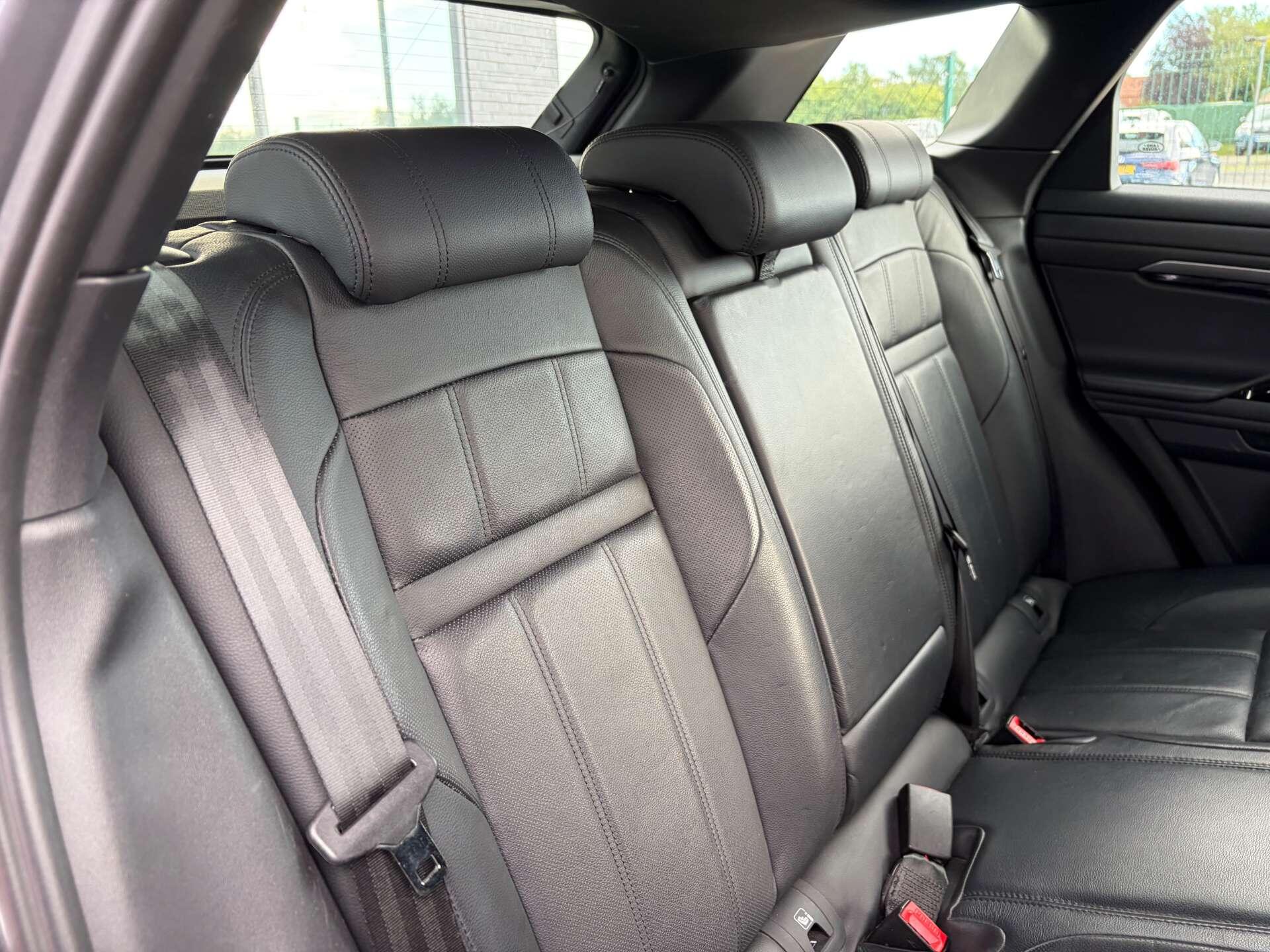 Land Rover Range Rover Evoque view 30