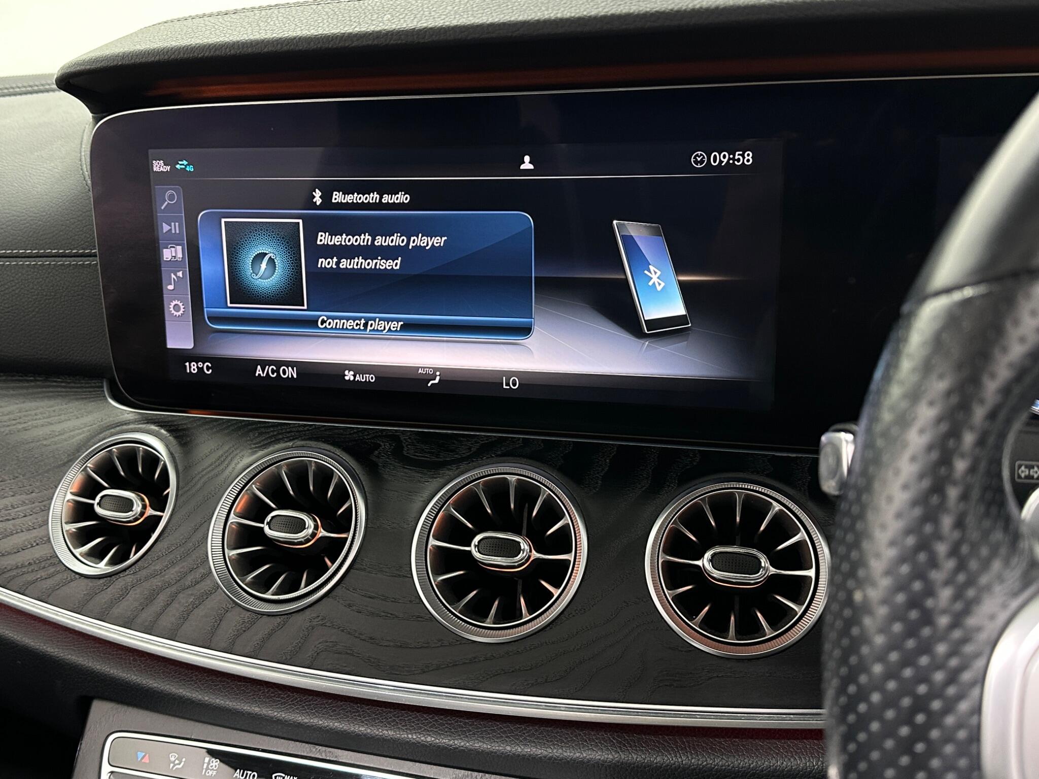 Mercedes-Benz E-Class view 26