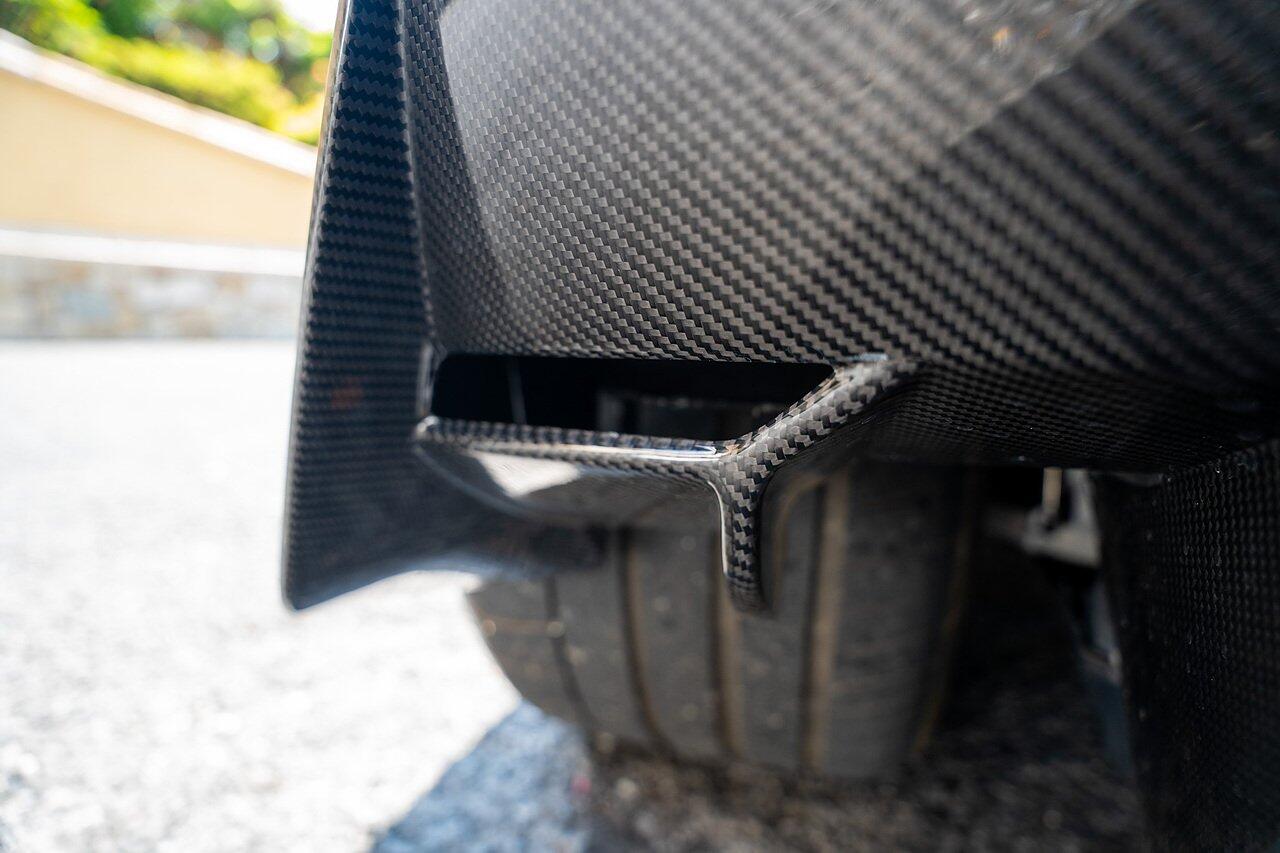 Lamborghini Revuelto view 113