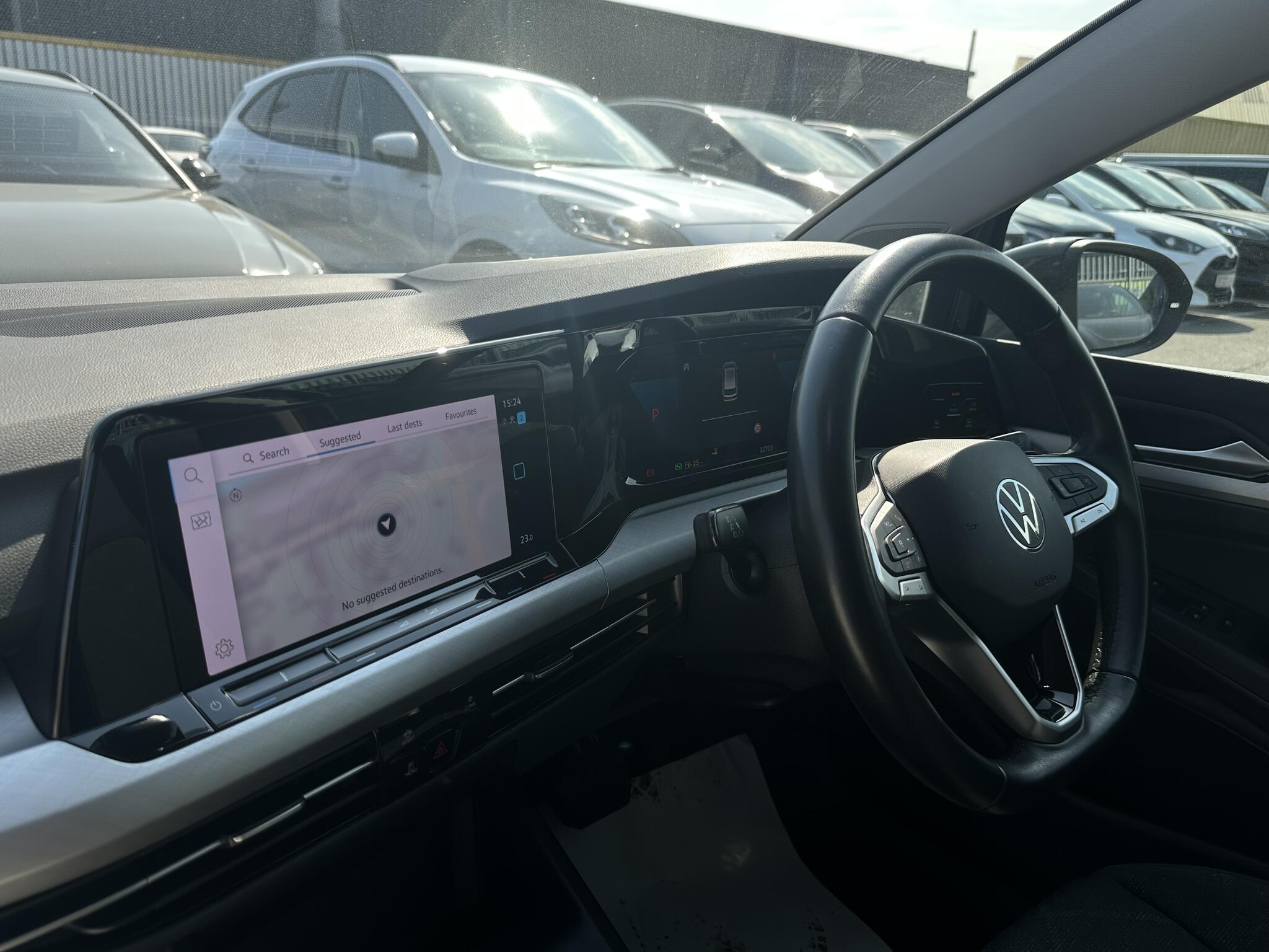 Volkswagen Golf view 37