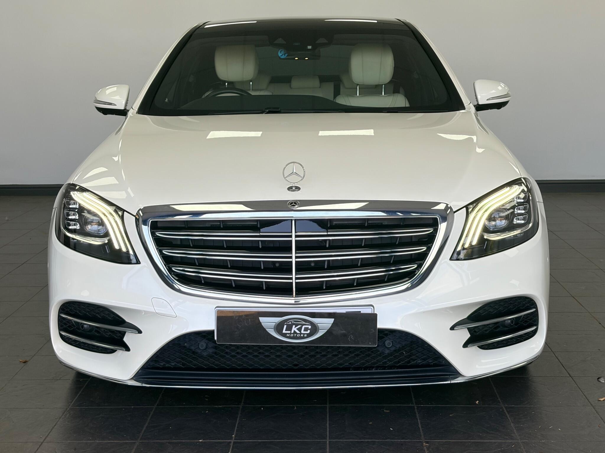 Mercedes-Benz S-Class view 3