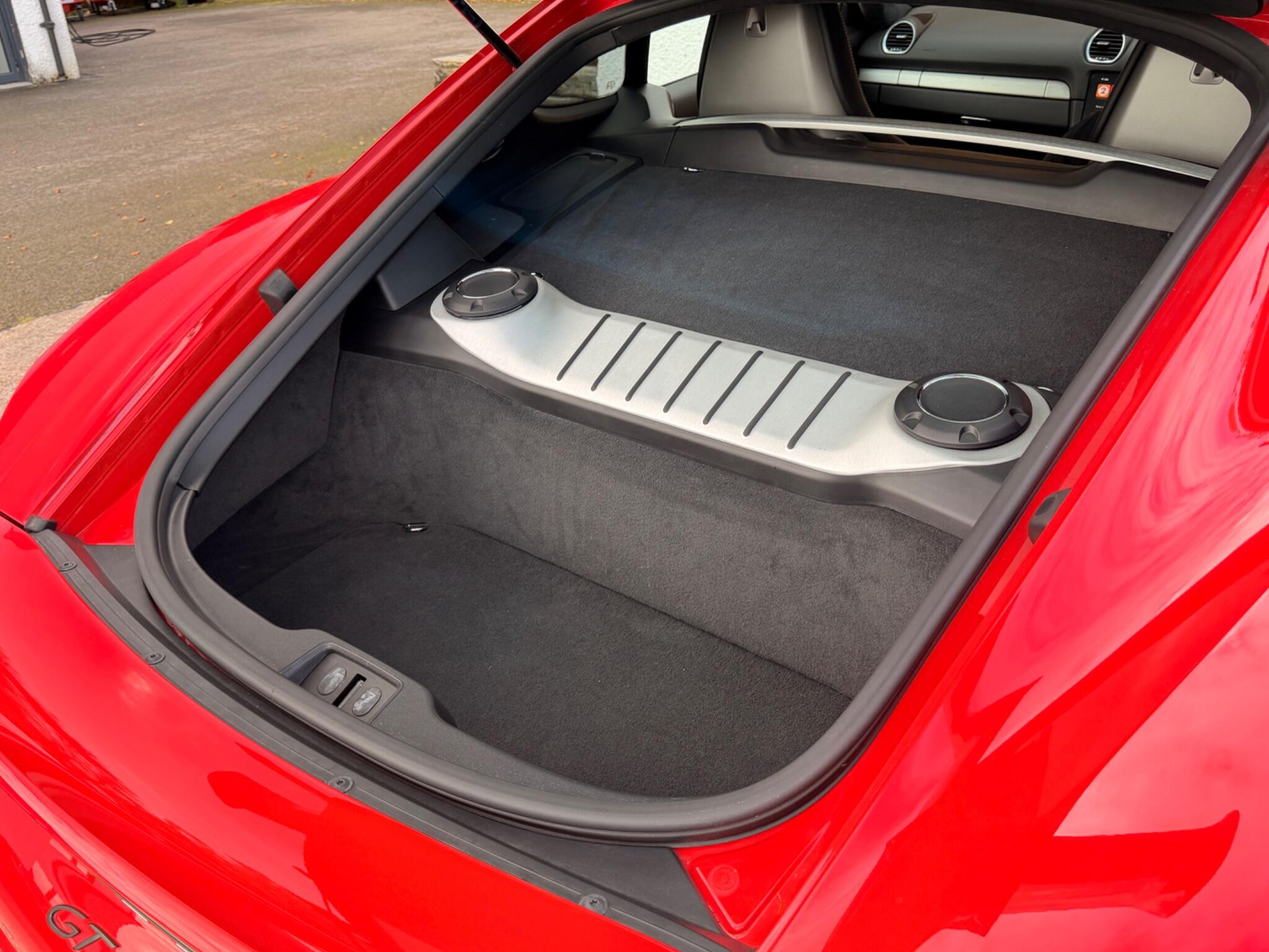 Porsche Cayman view 26