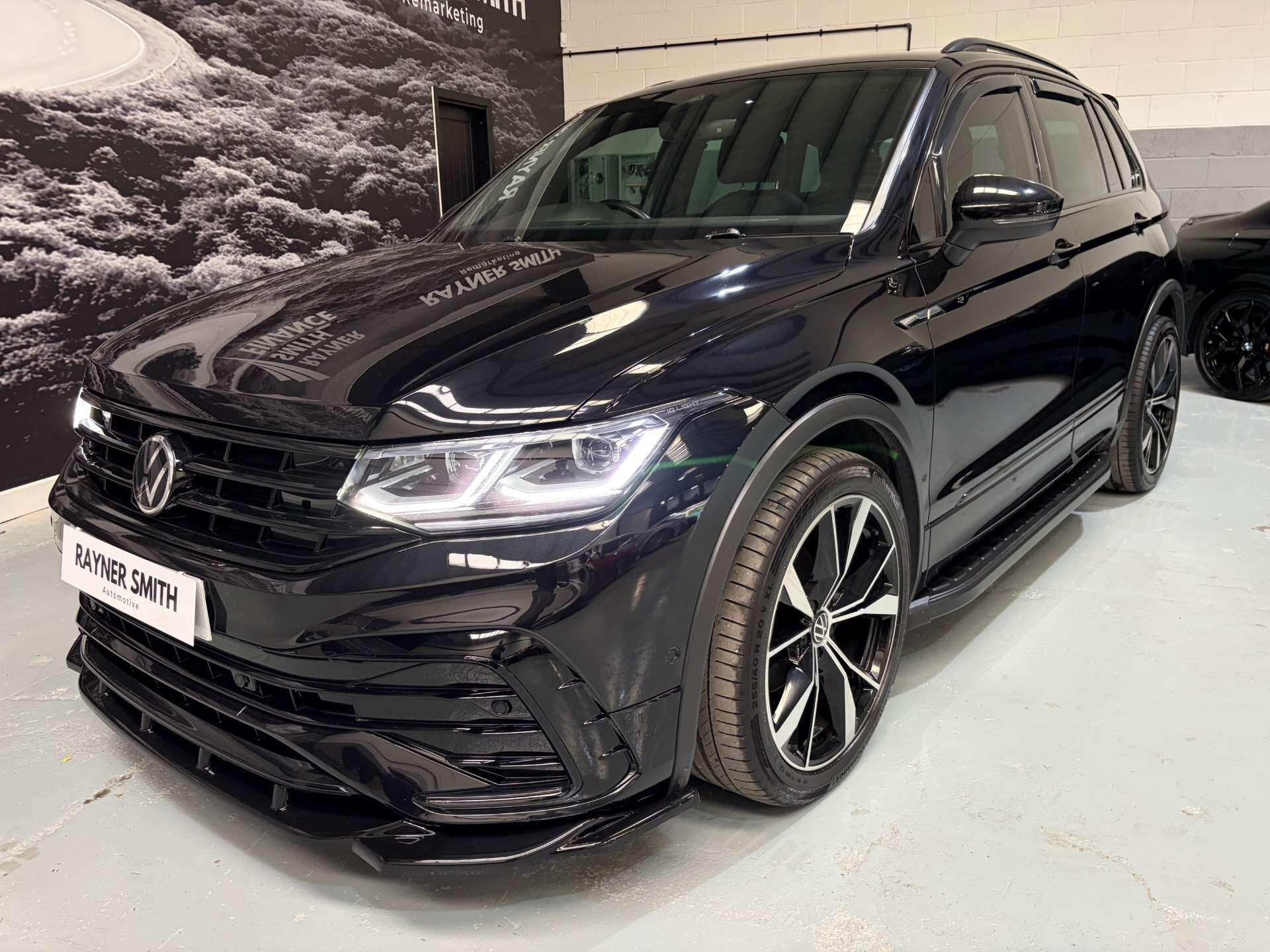 Volkswagen Tiguan view 6