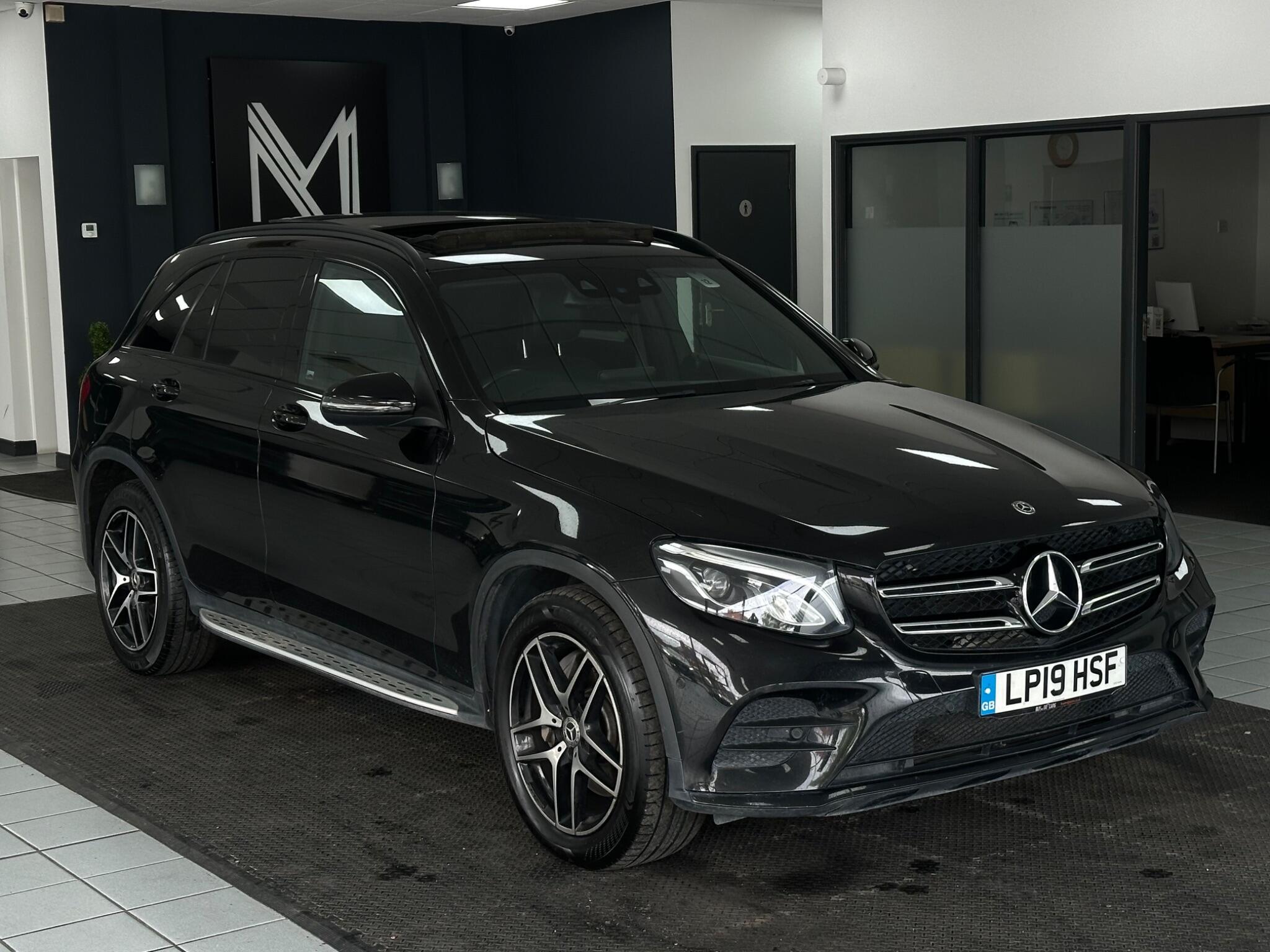 Mercedes-Benz GLC view 2