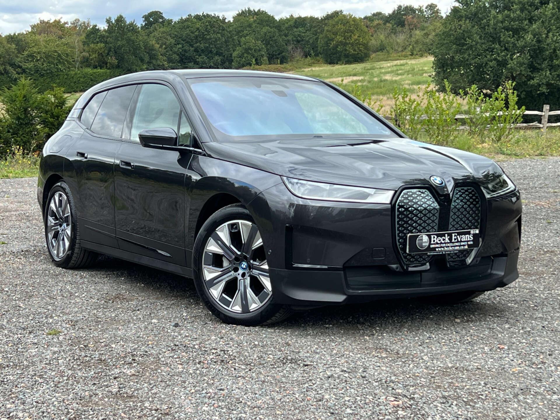BMW iX view 32