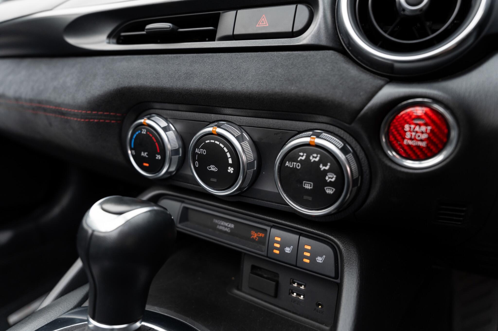Abarth 124 Spider view 35