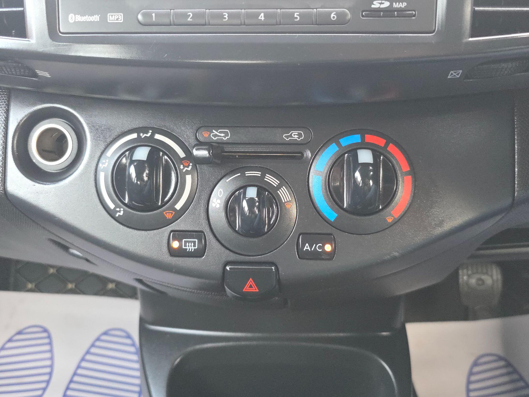 2009 Nissan Micra image 21