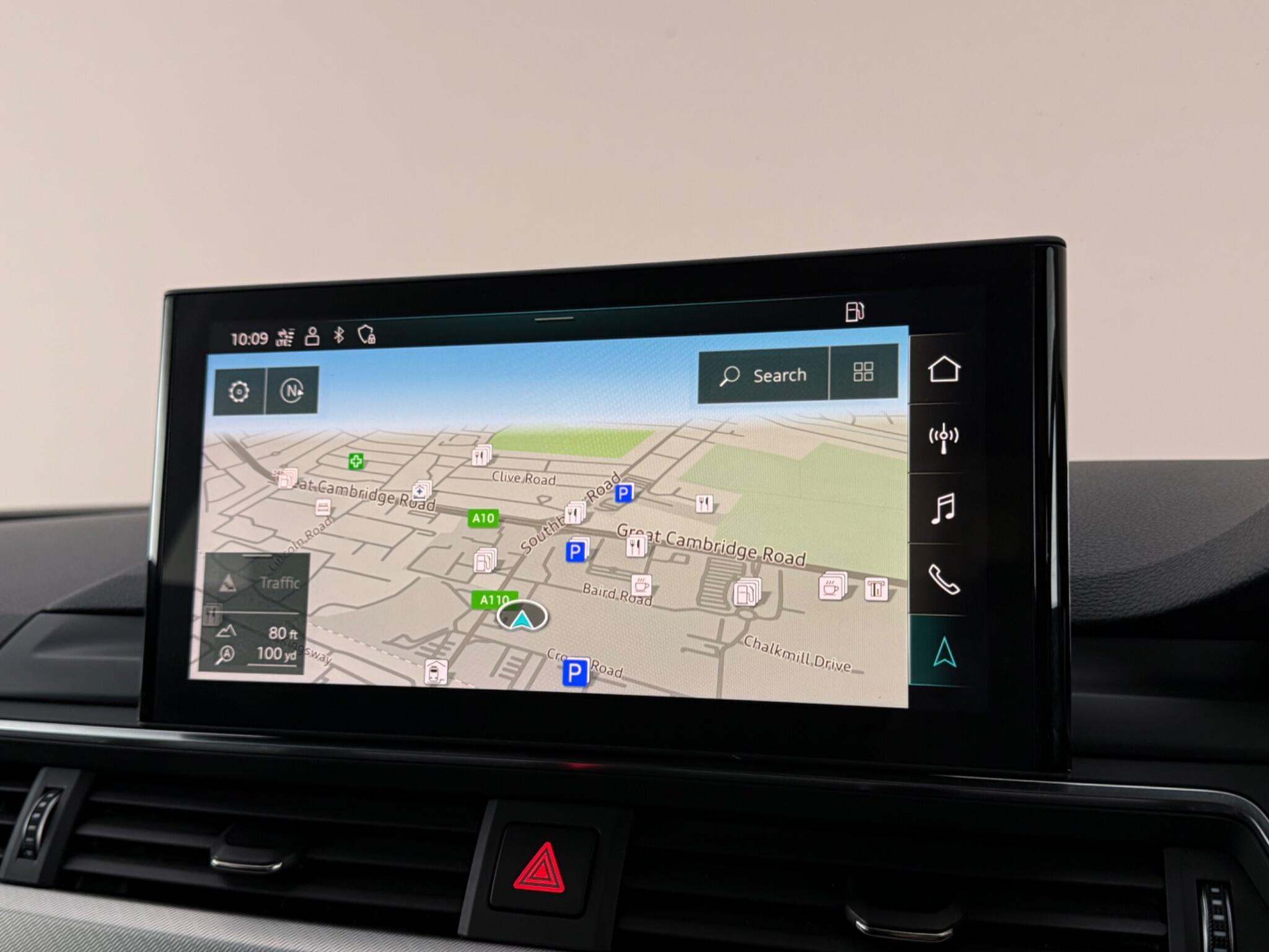 Audi A4 view 27