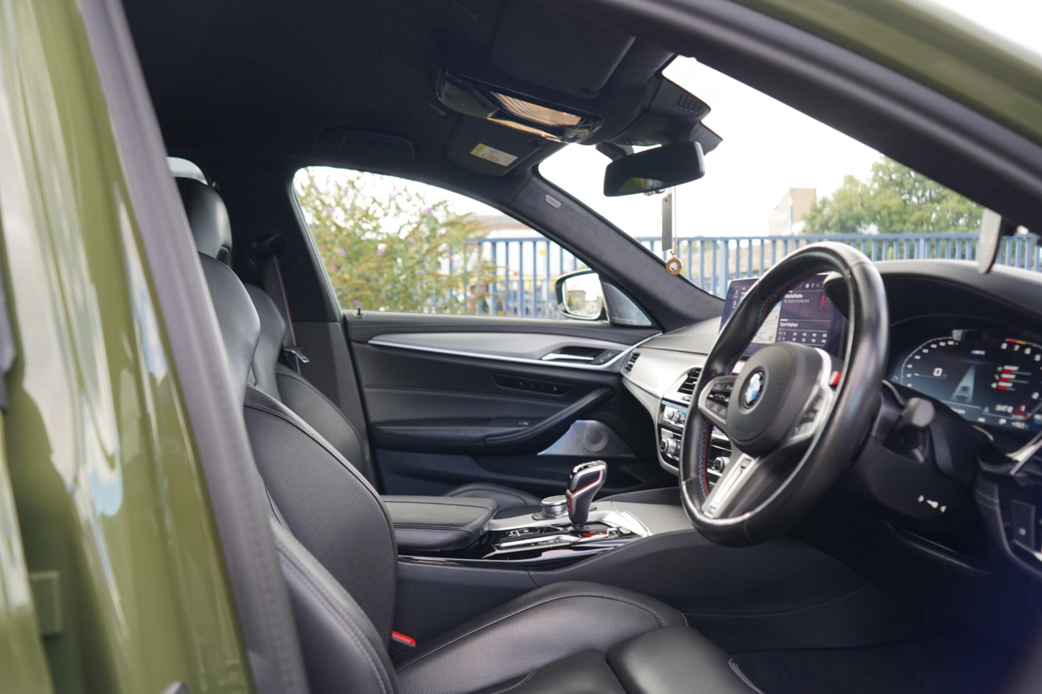 BMW M5 view 19
