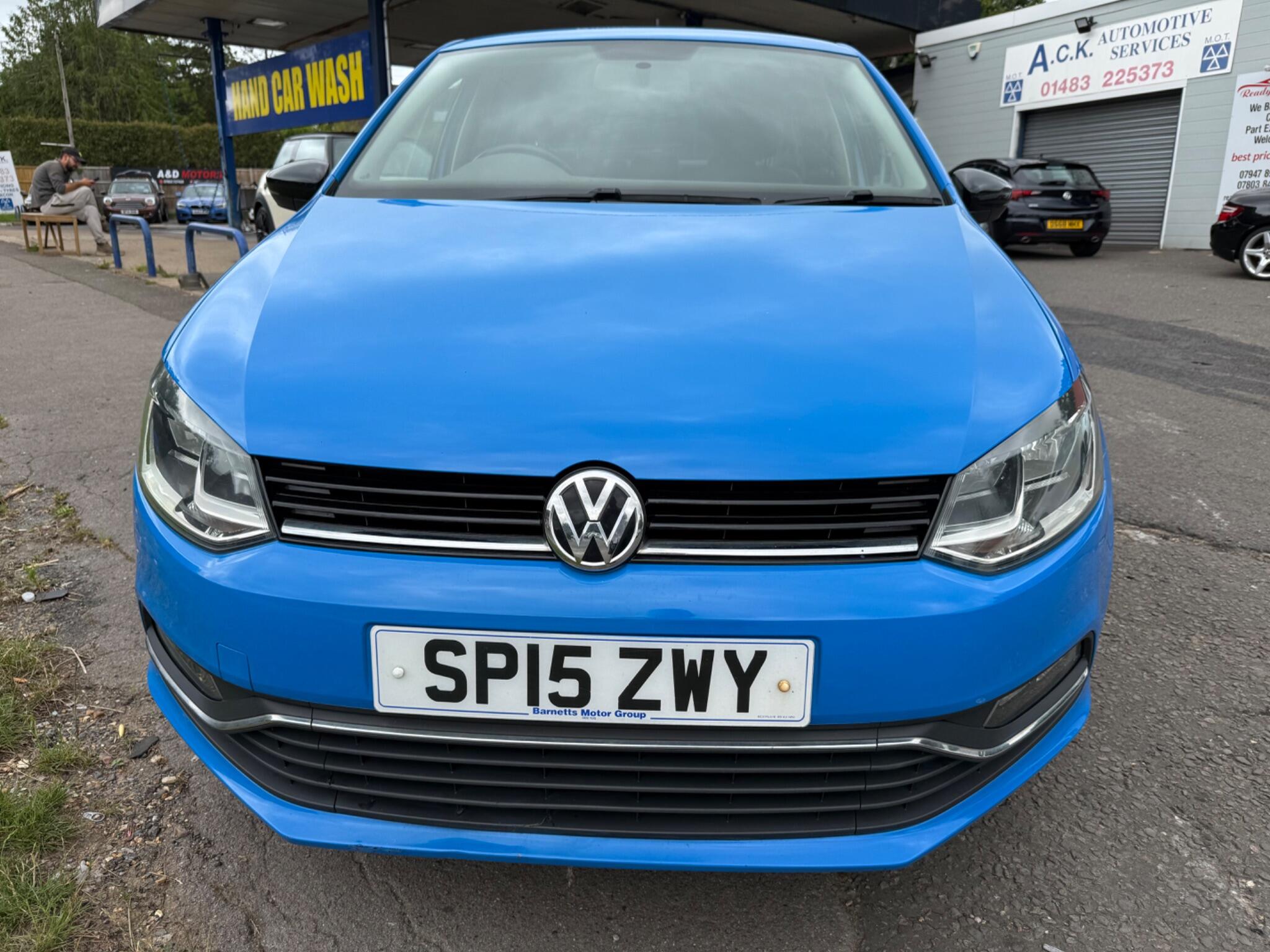 Volkswagen Polo view 2