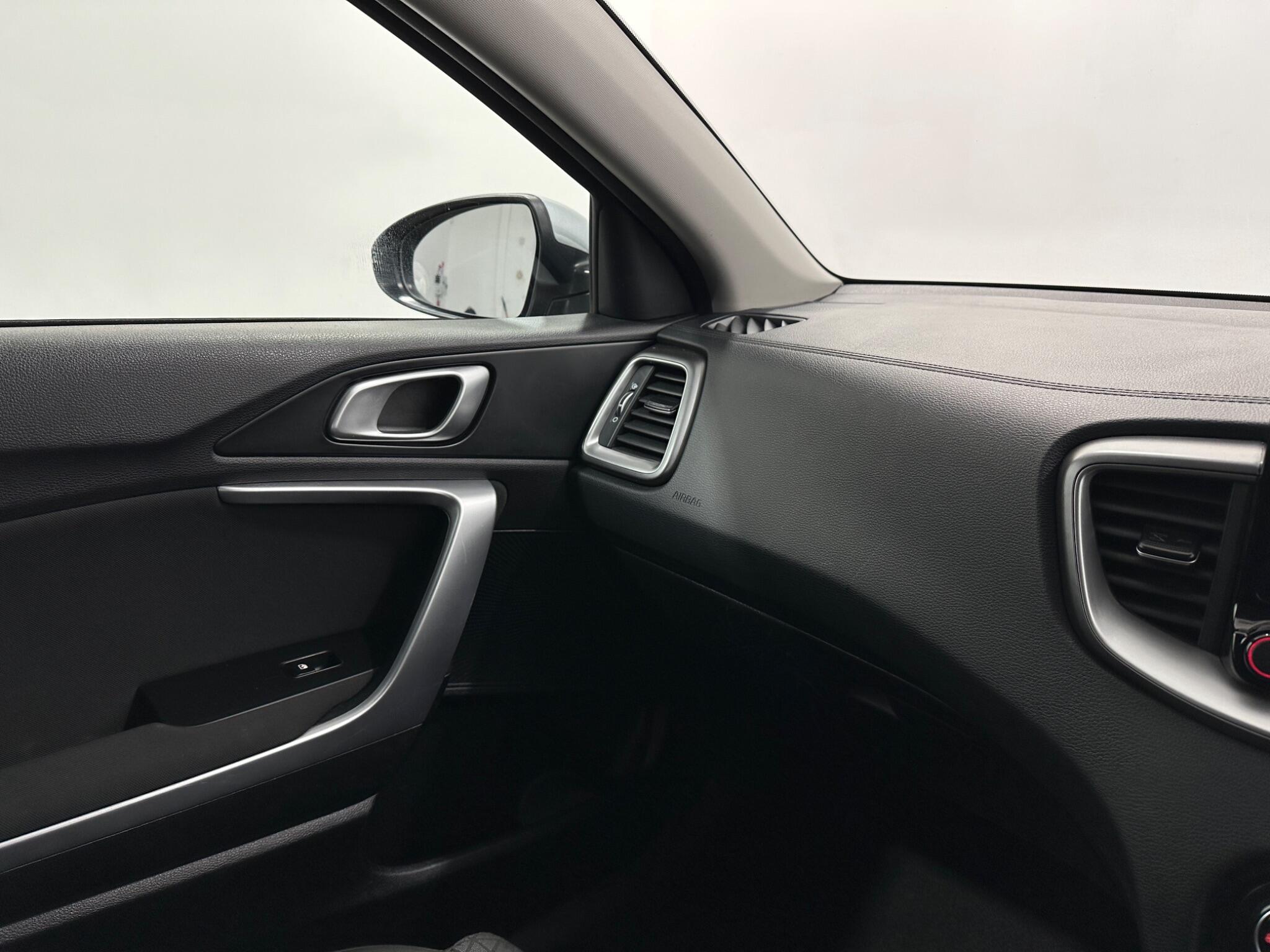 Kia Ceed view 26