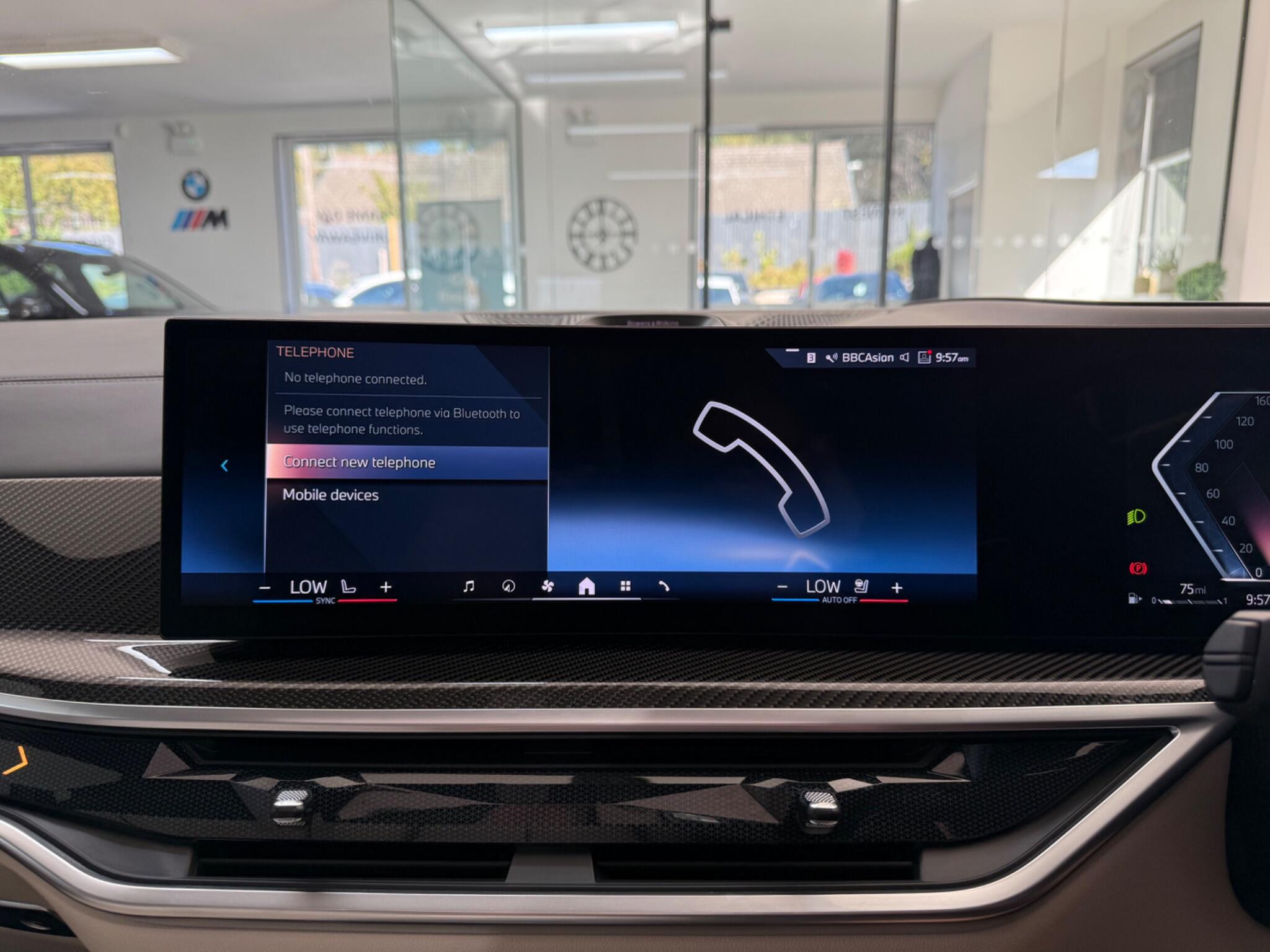 BMW X7 view 35