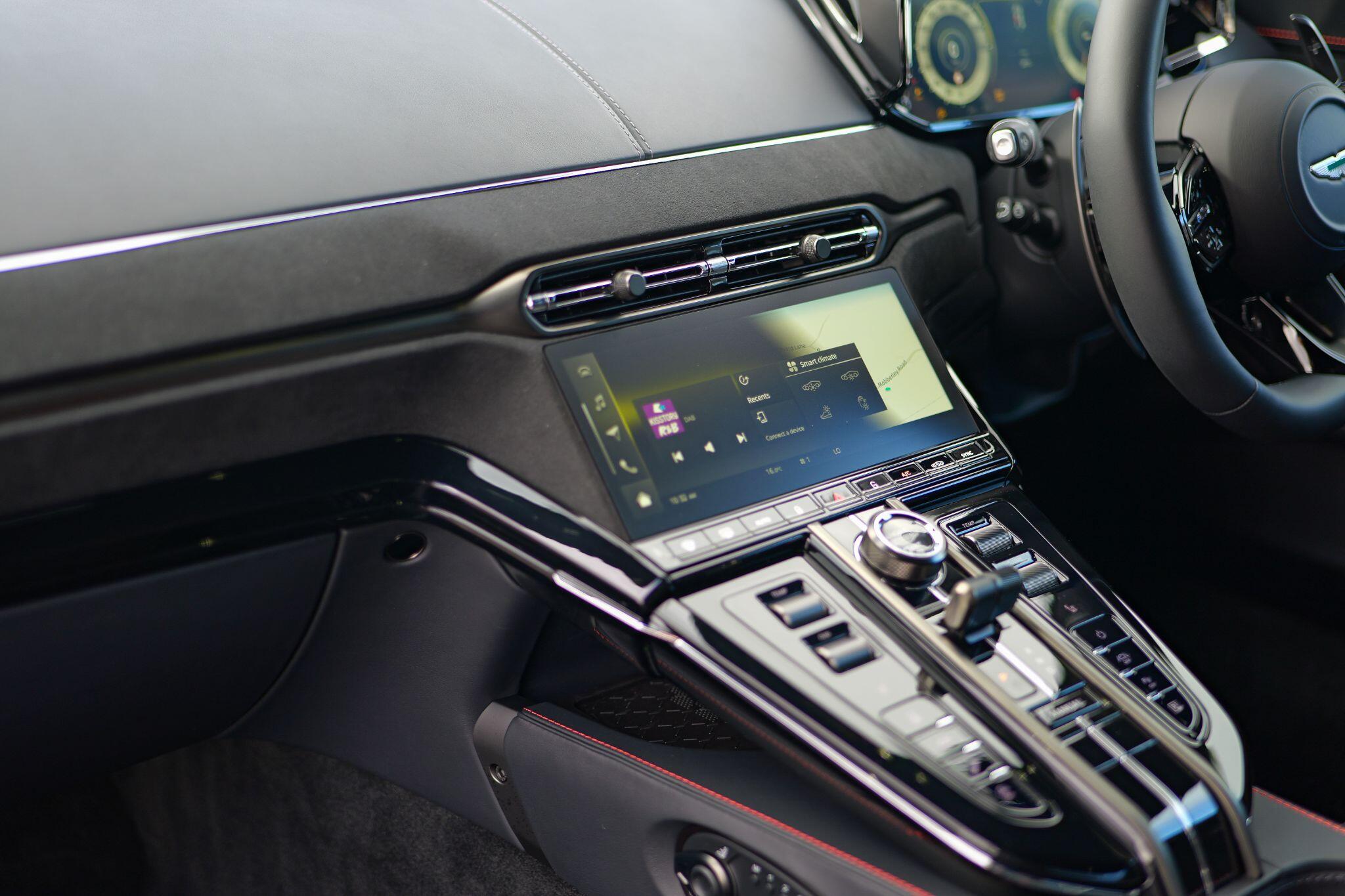 Aston Martin Vantage view 24