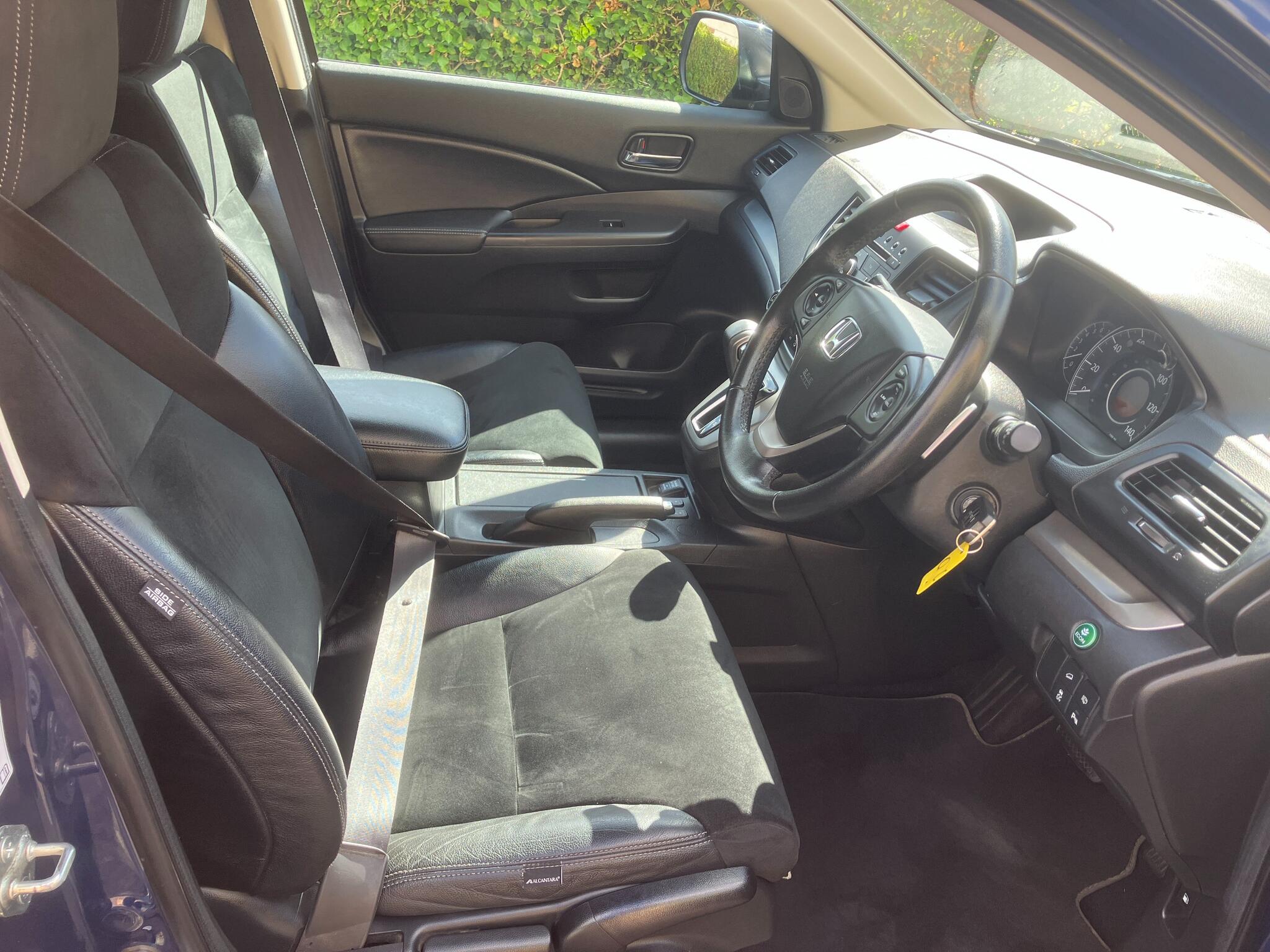 Honda CR-V view 9