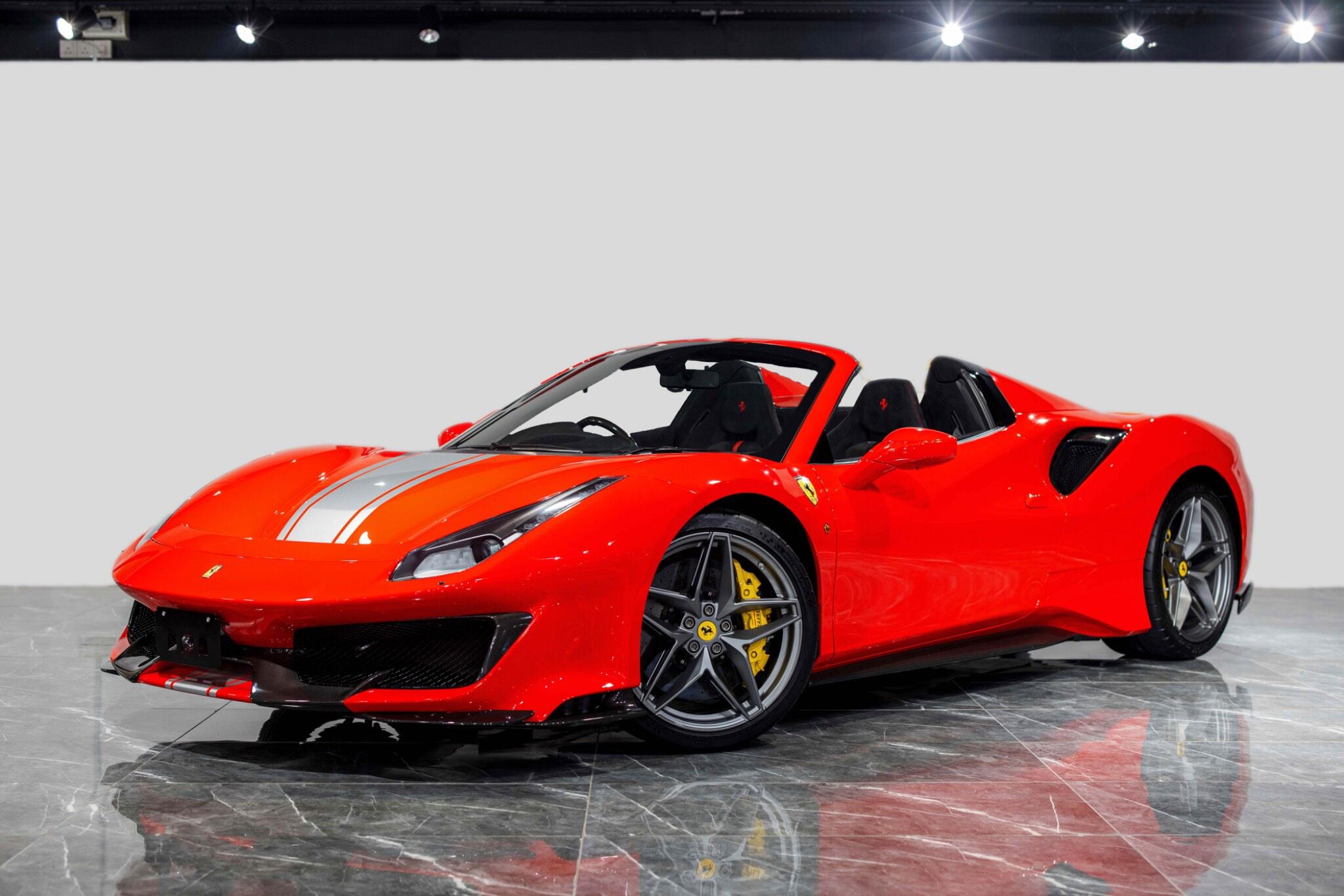 Ferrari 488 Pista